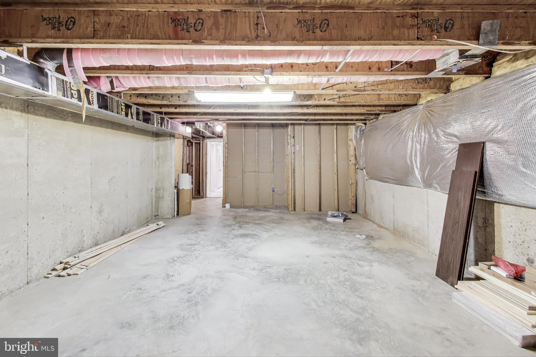 WASHINGTONIAN WOODS - Residential