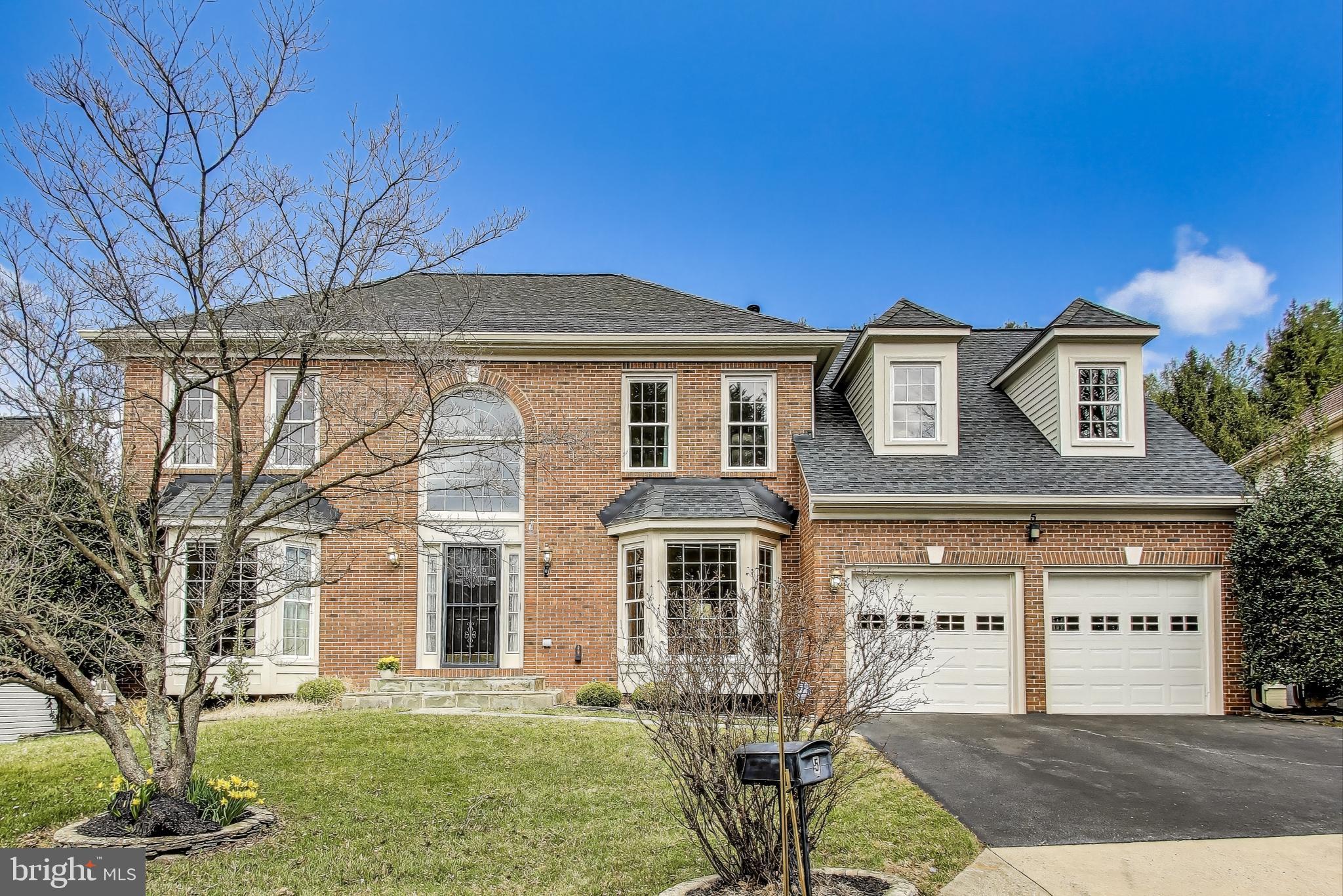 WASHINGTONIAN WOODS - Residential