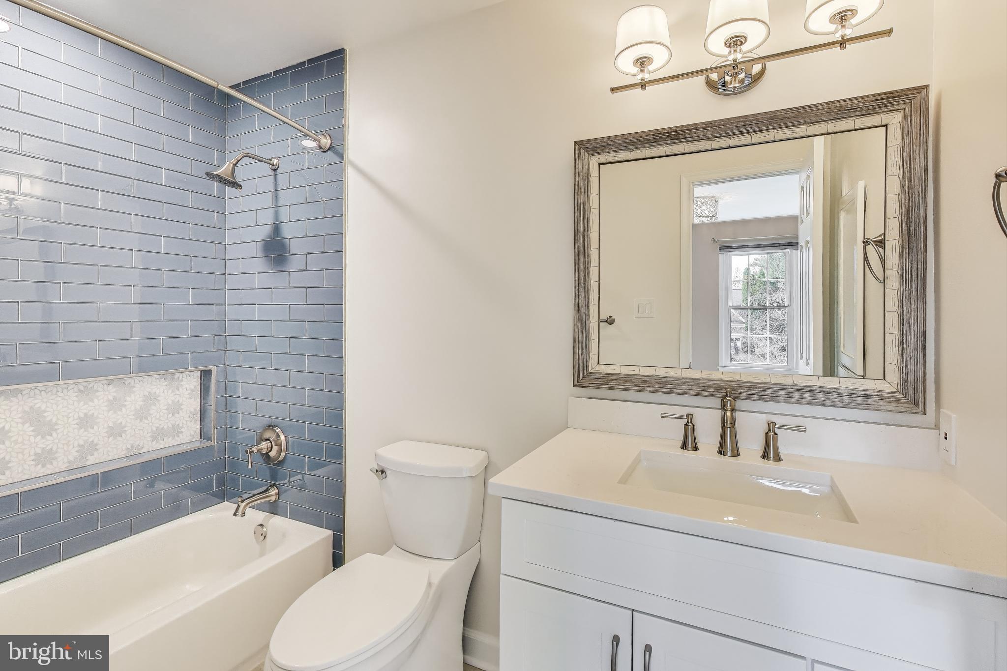 WASHINGTONIAN WOODS - Residential