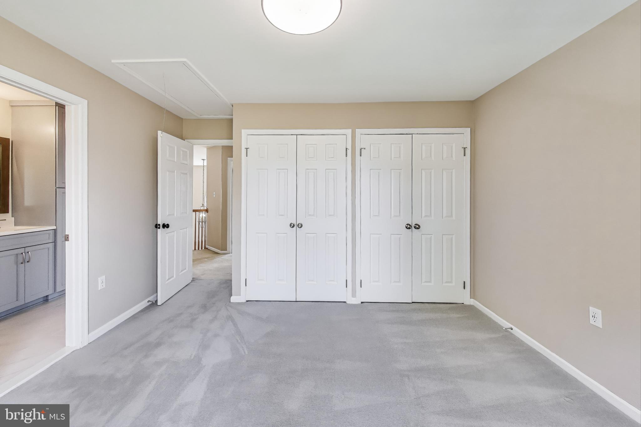 WASHINGTONIAN WOODS - Residential