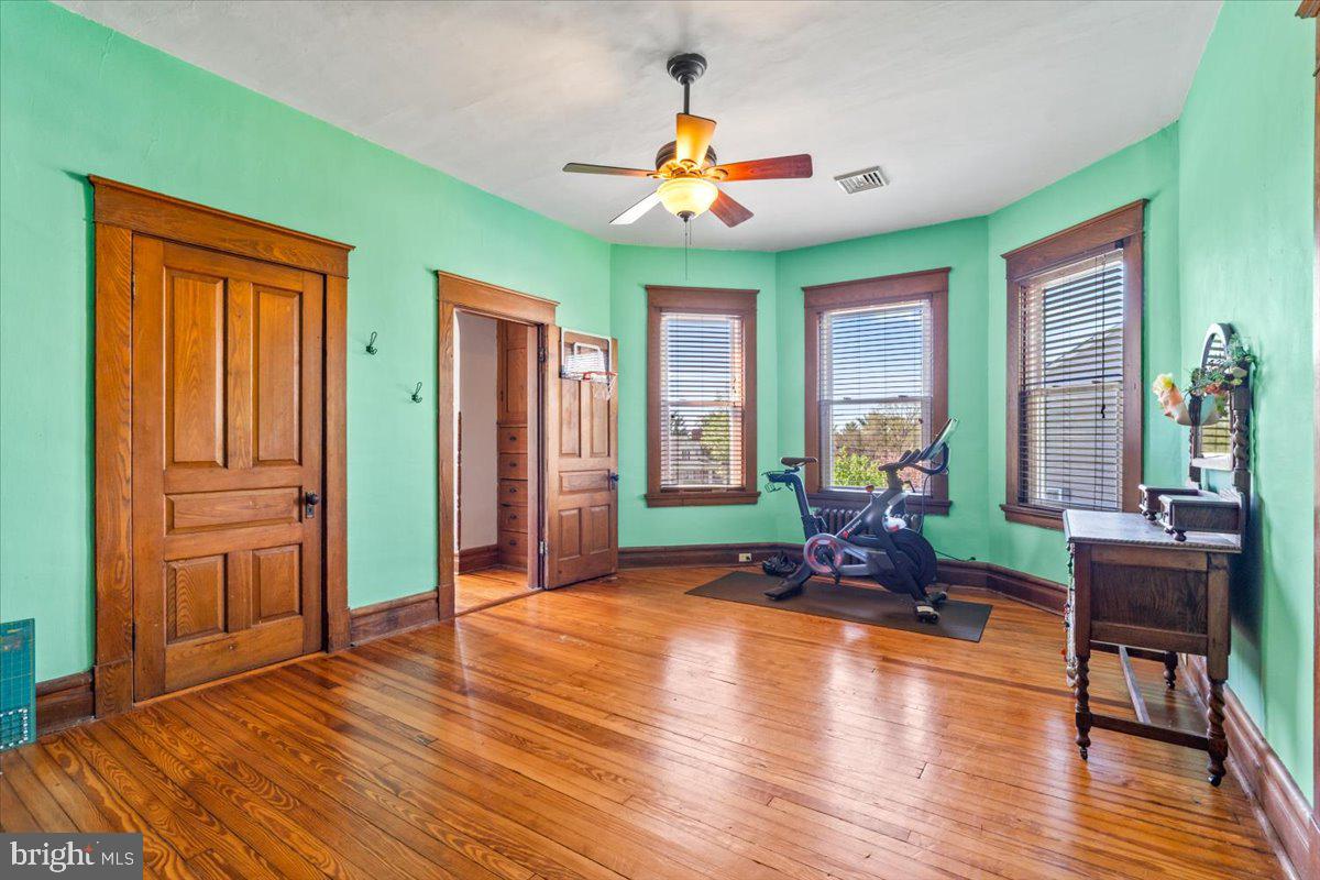 MIDDLETOWN VALLEY - Residential