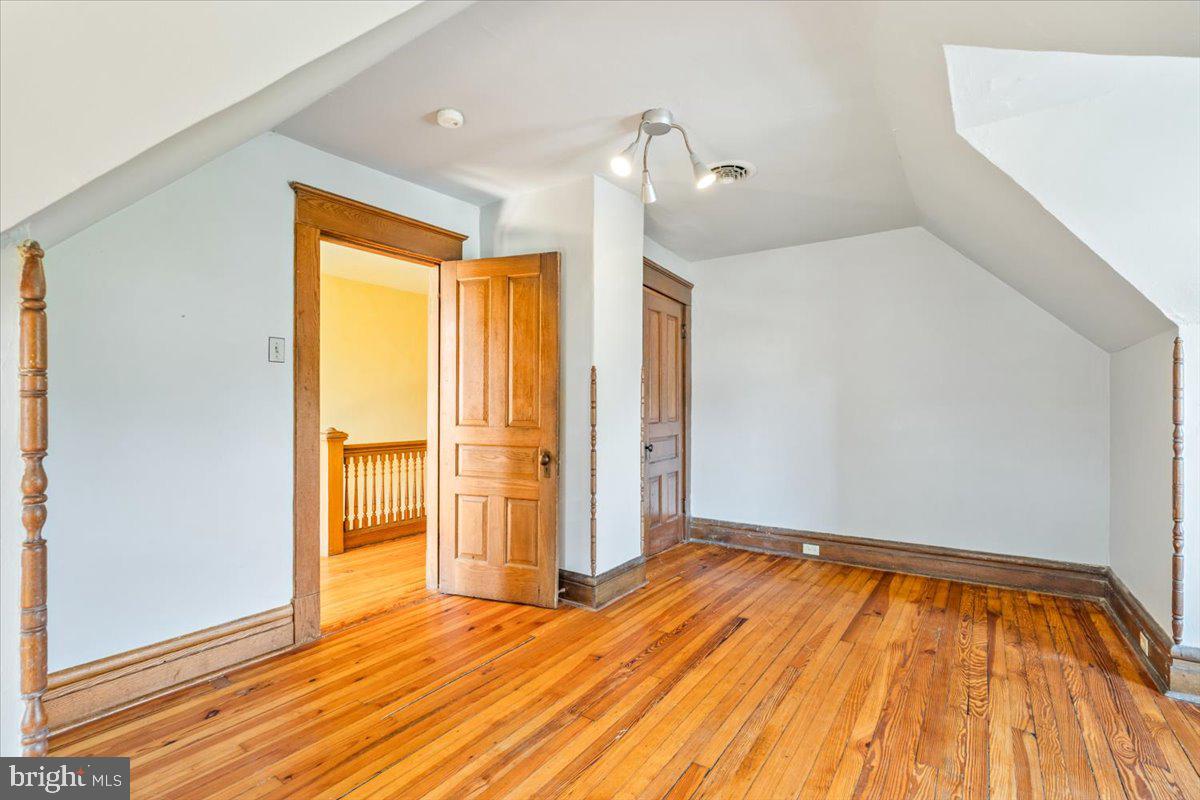 MIDDLETOWN VALLEY - Residential