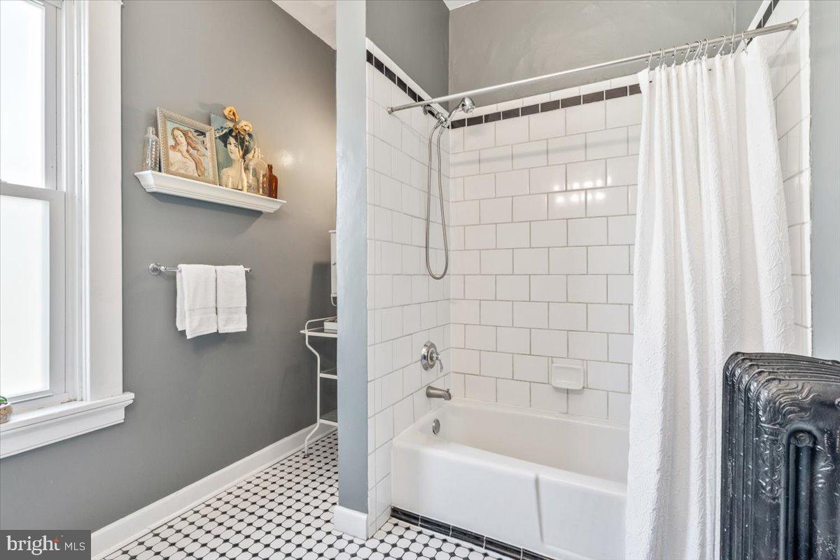 MIDDLETOWN VALLEY - Residential