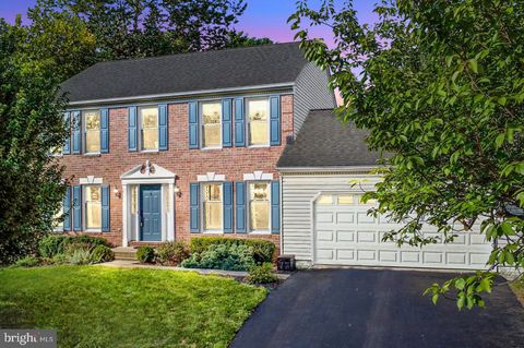 5002 MIDDLESMOOR COURT ELLICOTT CITY MD 21043