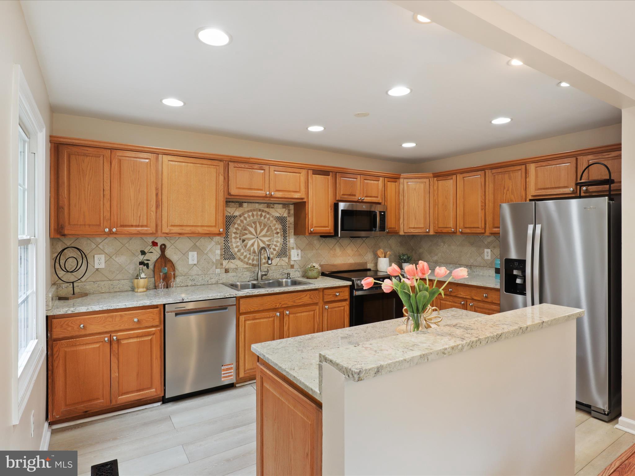 PINECREST HEIGHTS - Residential