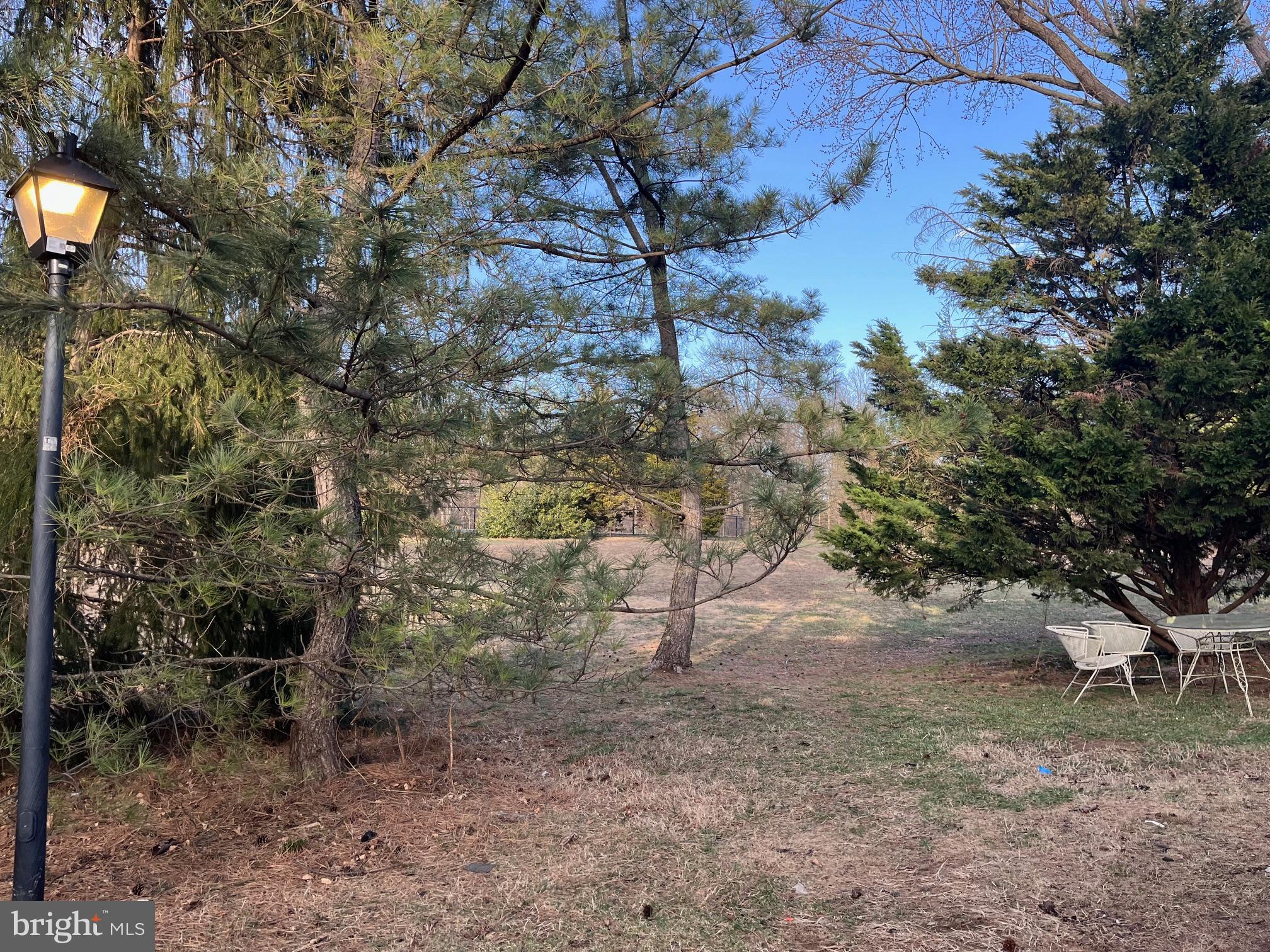 PINECREST HEIGHTS - Residential