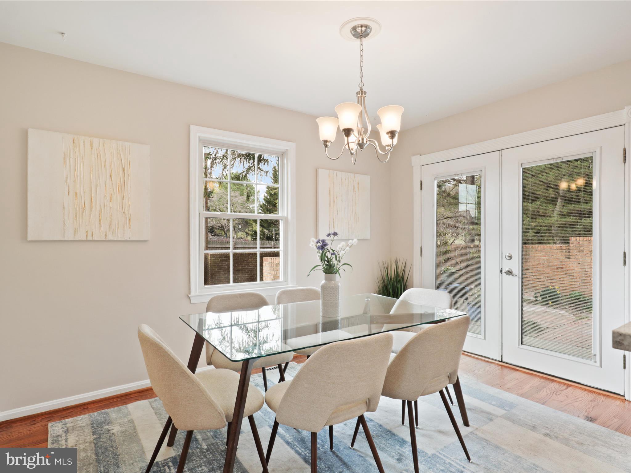 PINECREST HEIGHTS - Residential