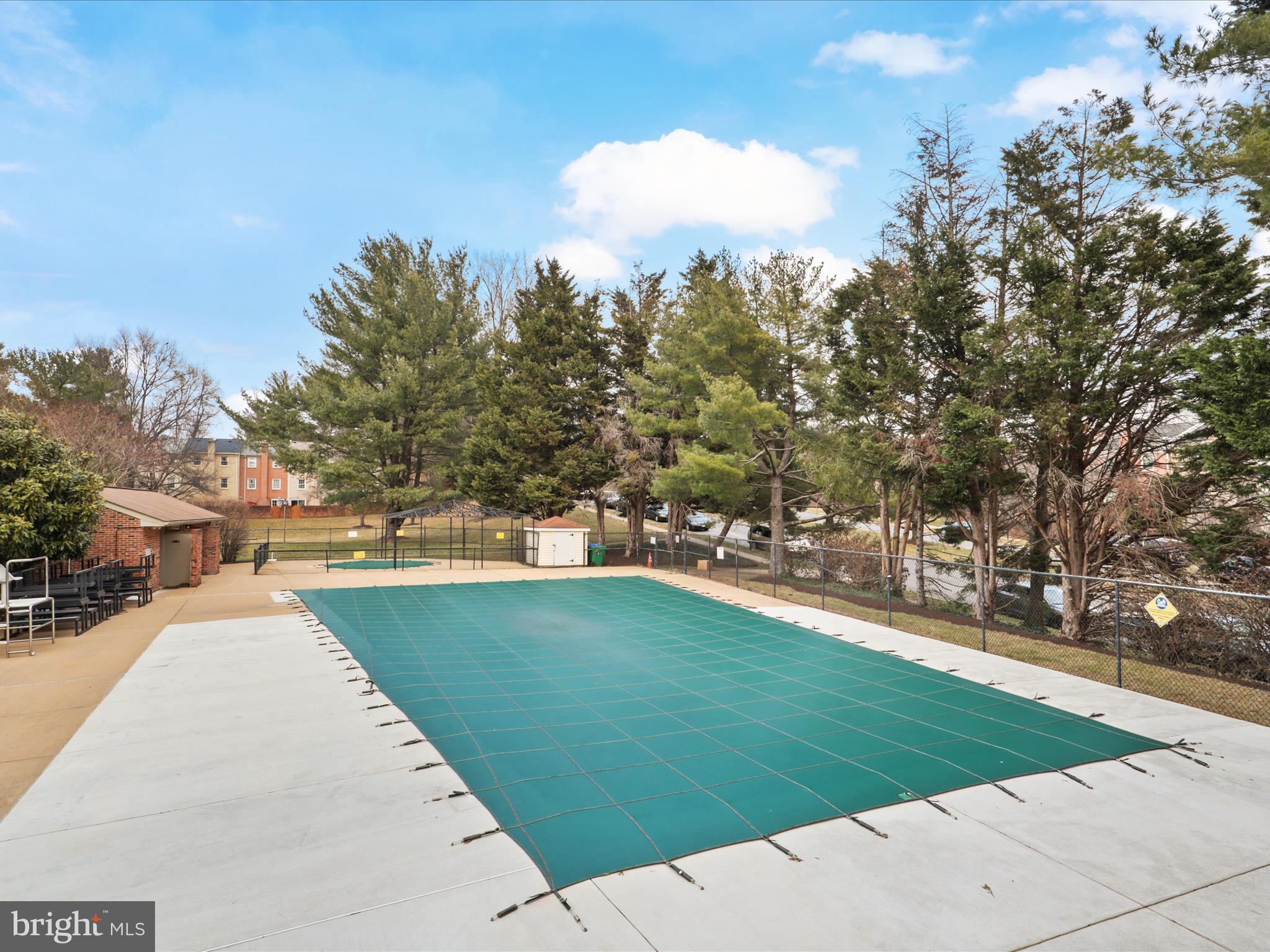 PINECREST HEIGHTS - Residential