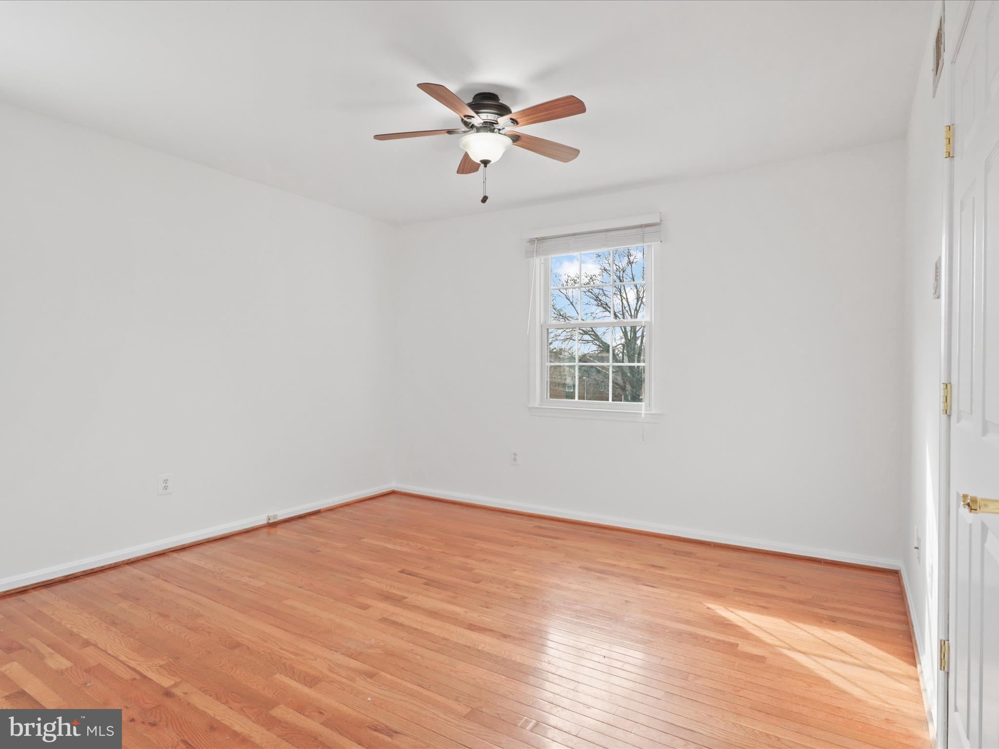 PINECREST HEIGHTS - Residential