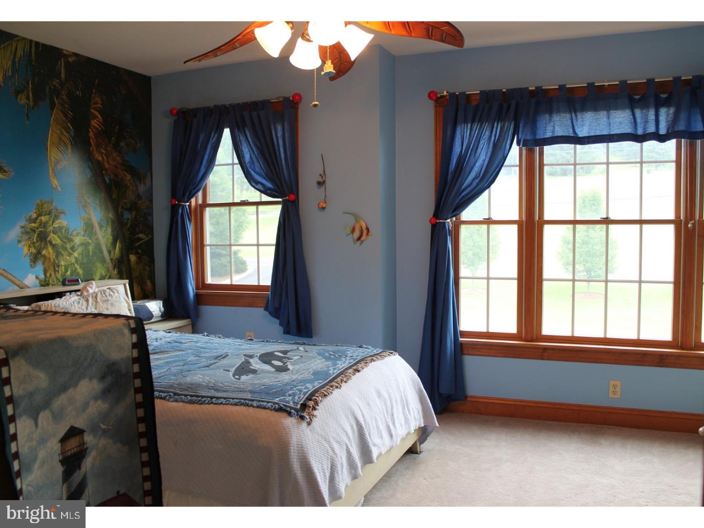 HAWK RIDGE ESTATES - Residential