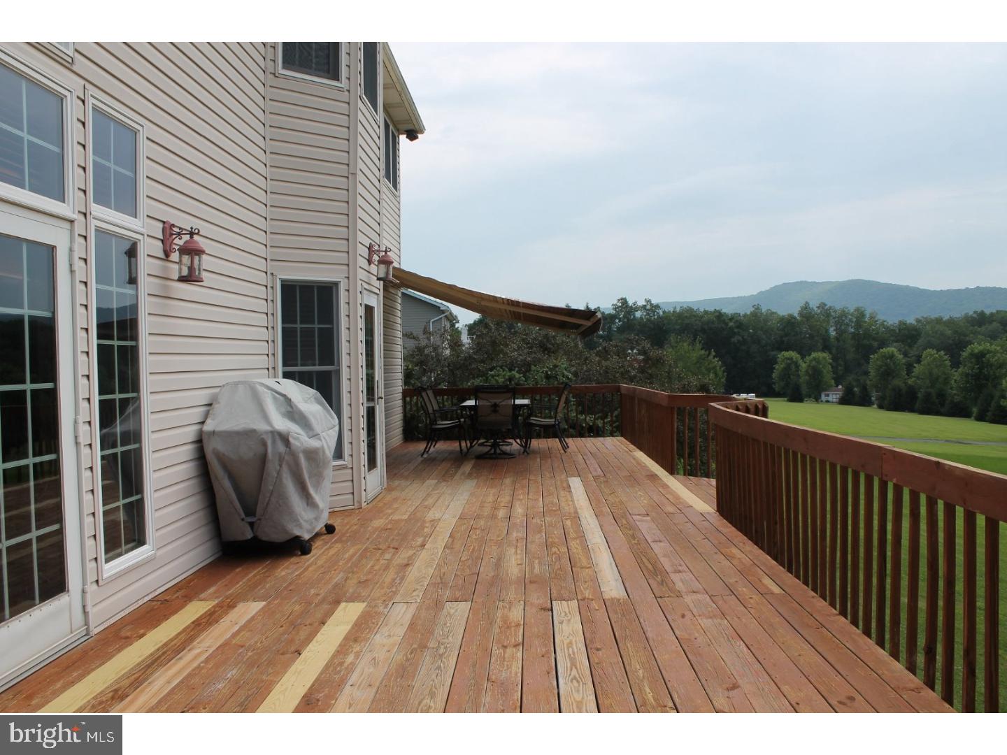 HAWK RIDGE ESTATES - Residential