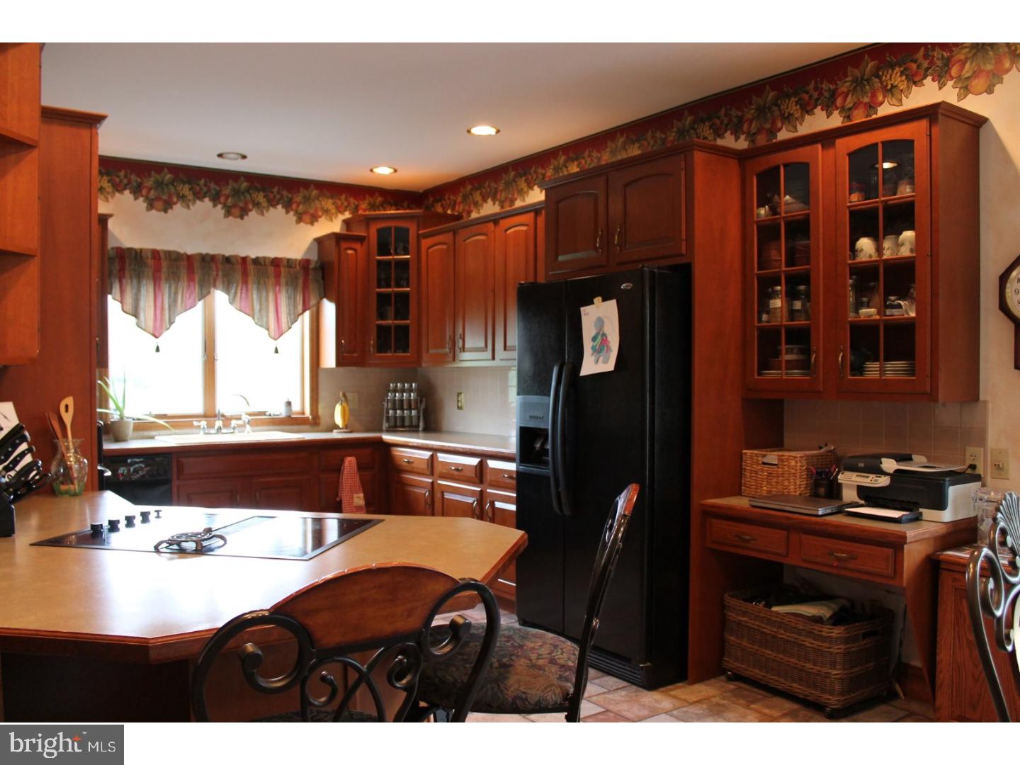 HAWK RIDGE ESTATES - Residential