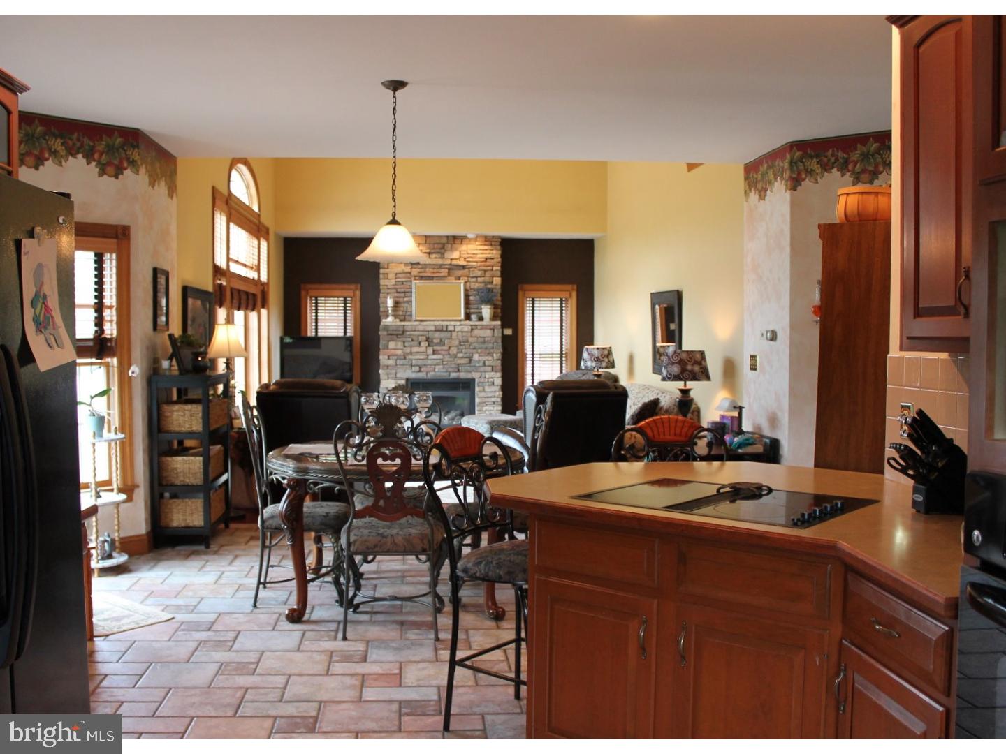 HAWK RIDGE ESTATES - Residential