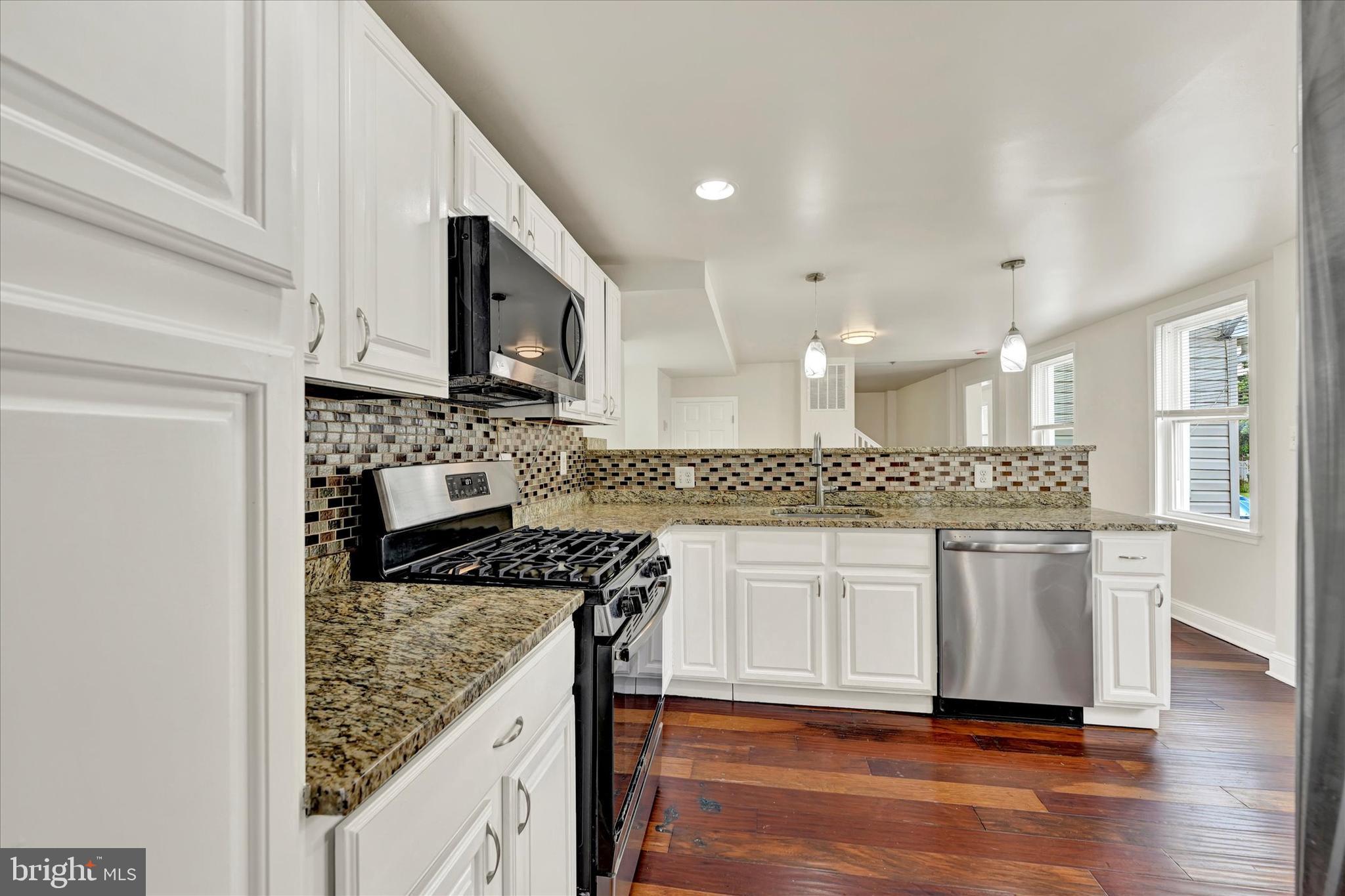 HAMILTON HEIGHTS - Residential