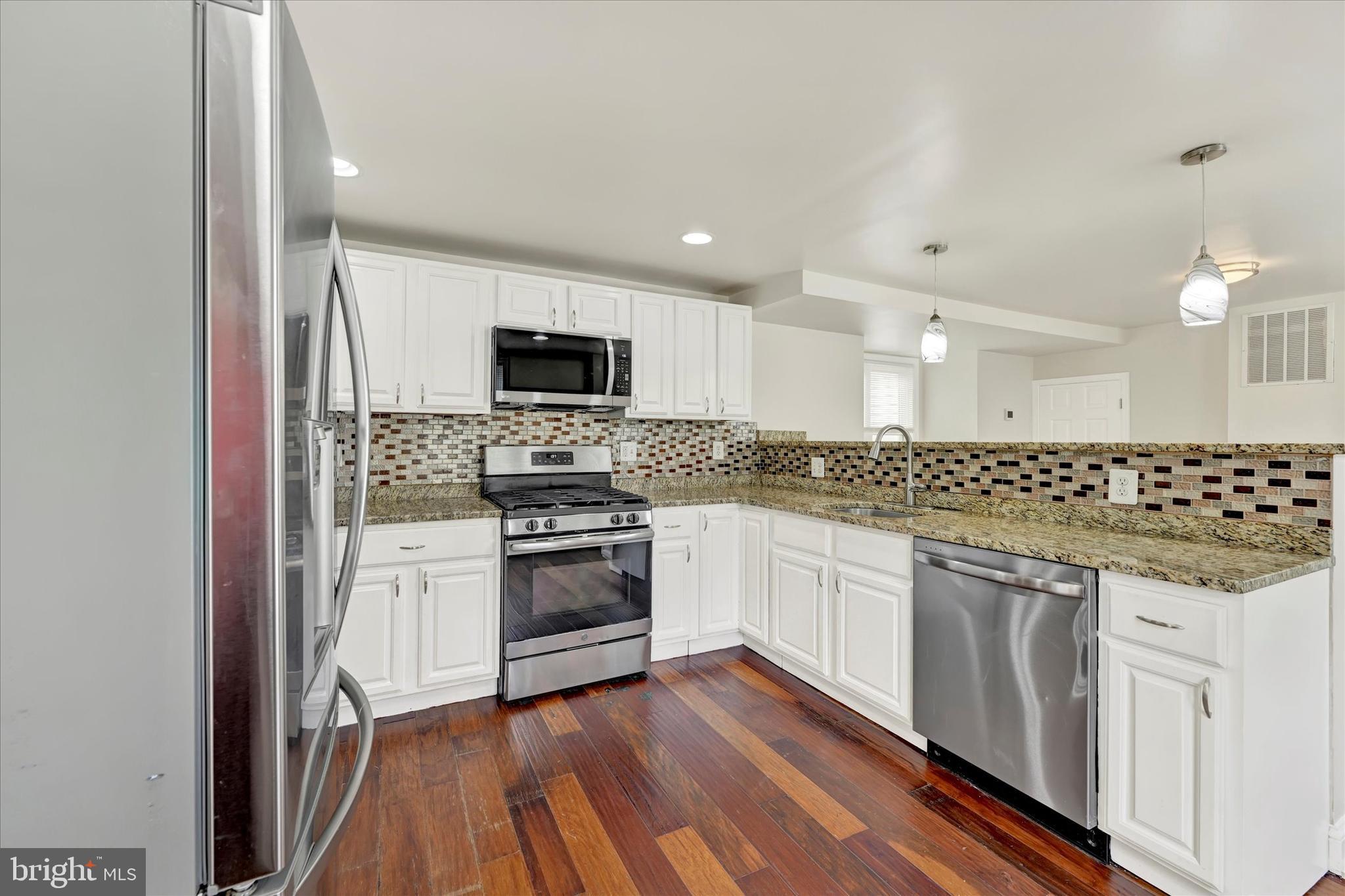 HAMILTON HEIGHTS - Residential