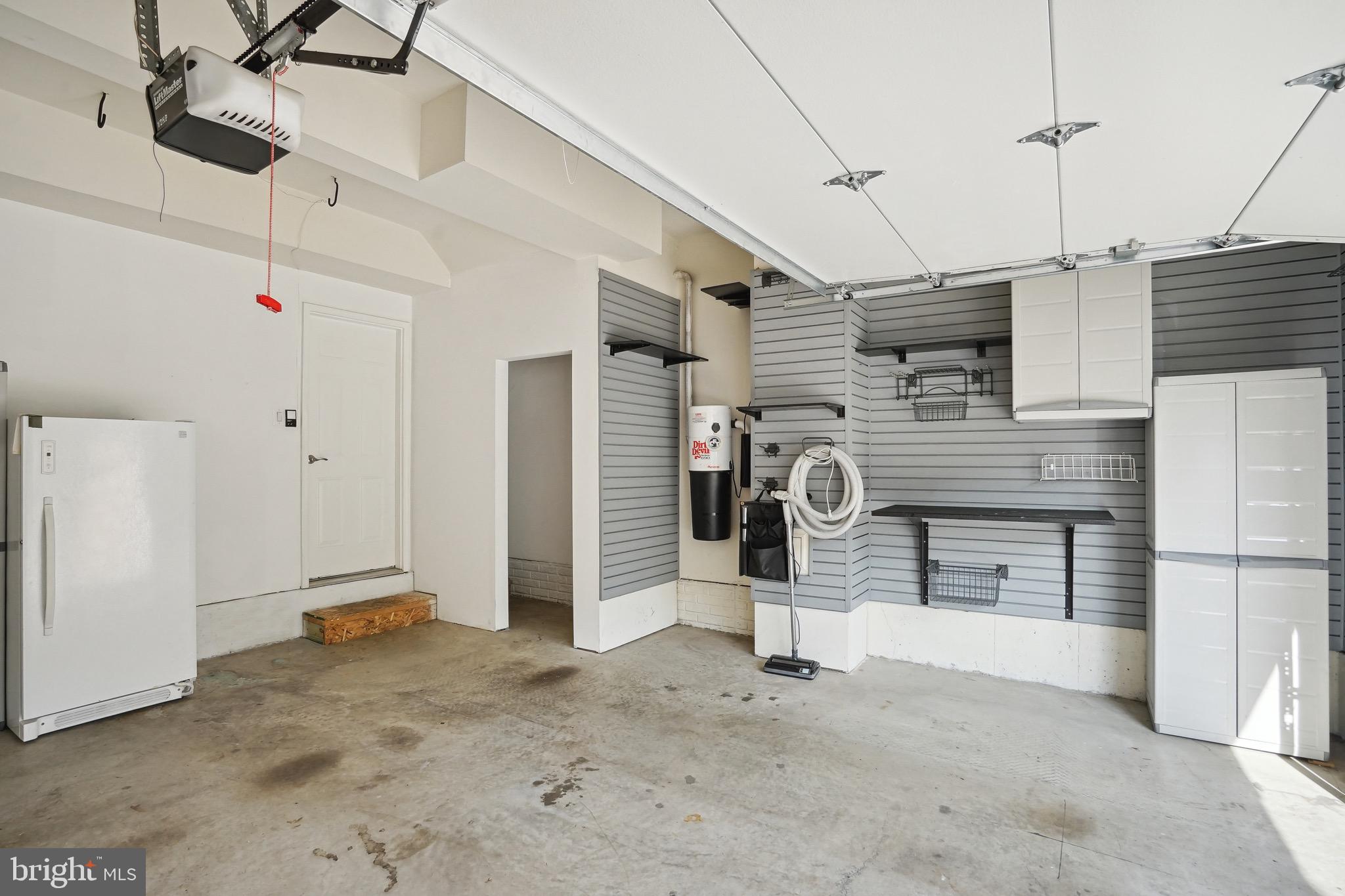 LAUREL HIGHLANDS - Residential