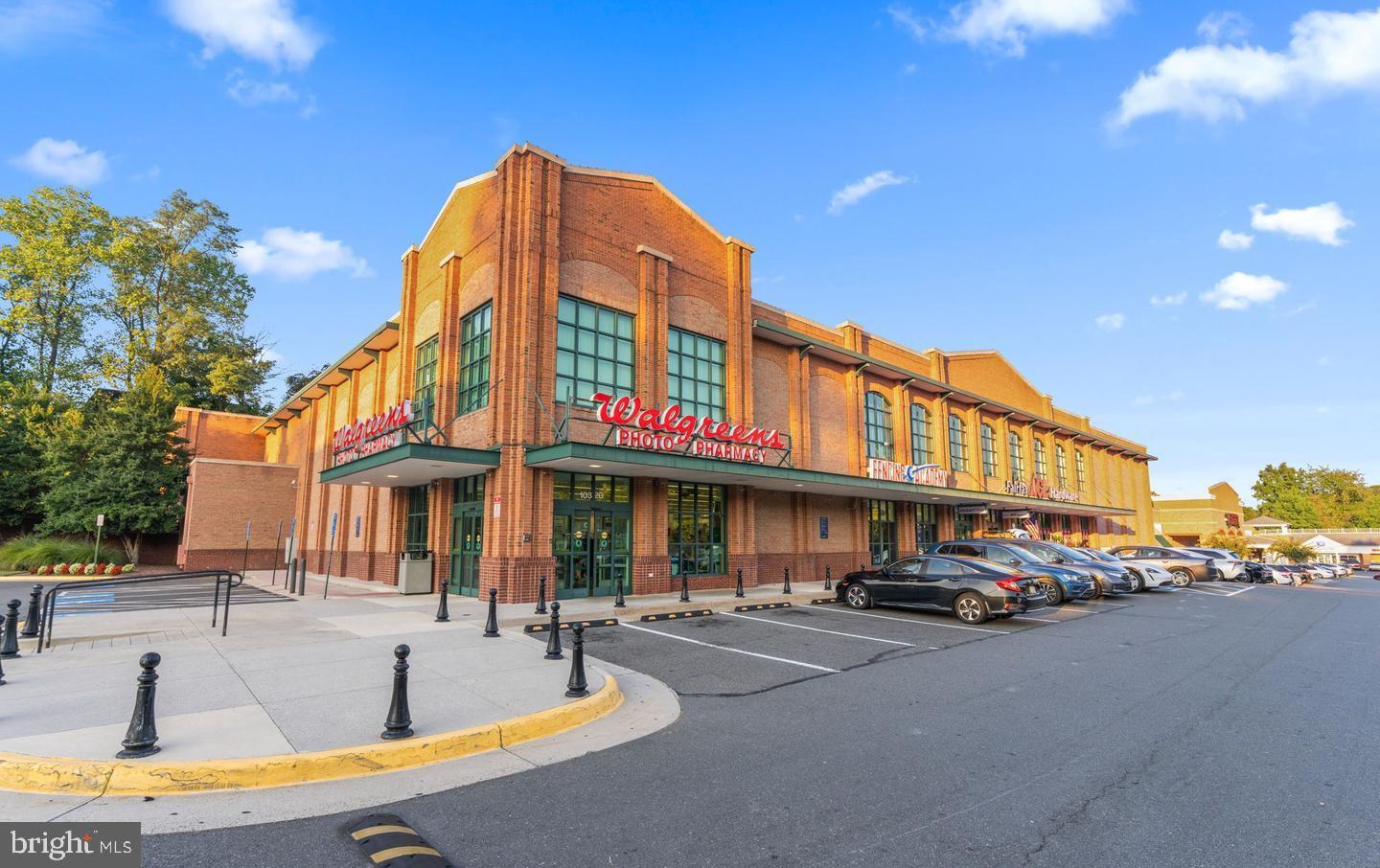 PROVIDENCE SQUARE - Residential