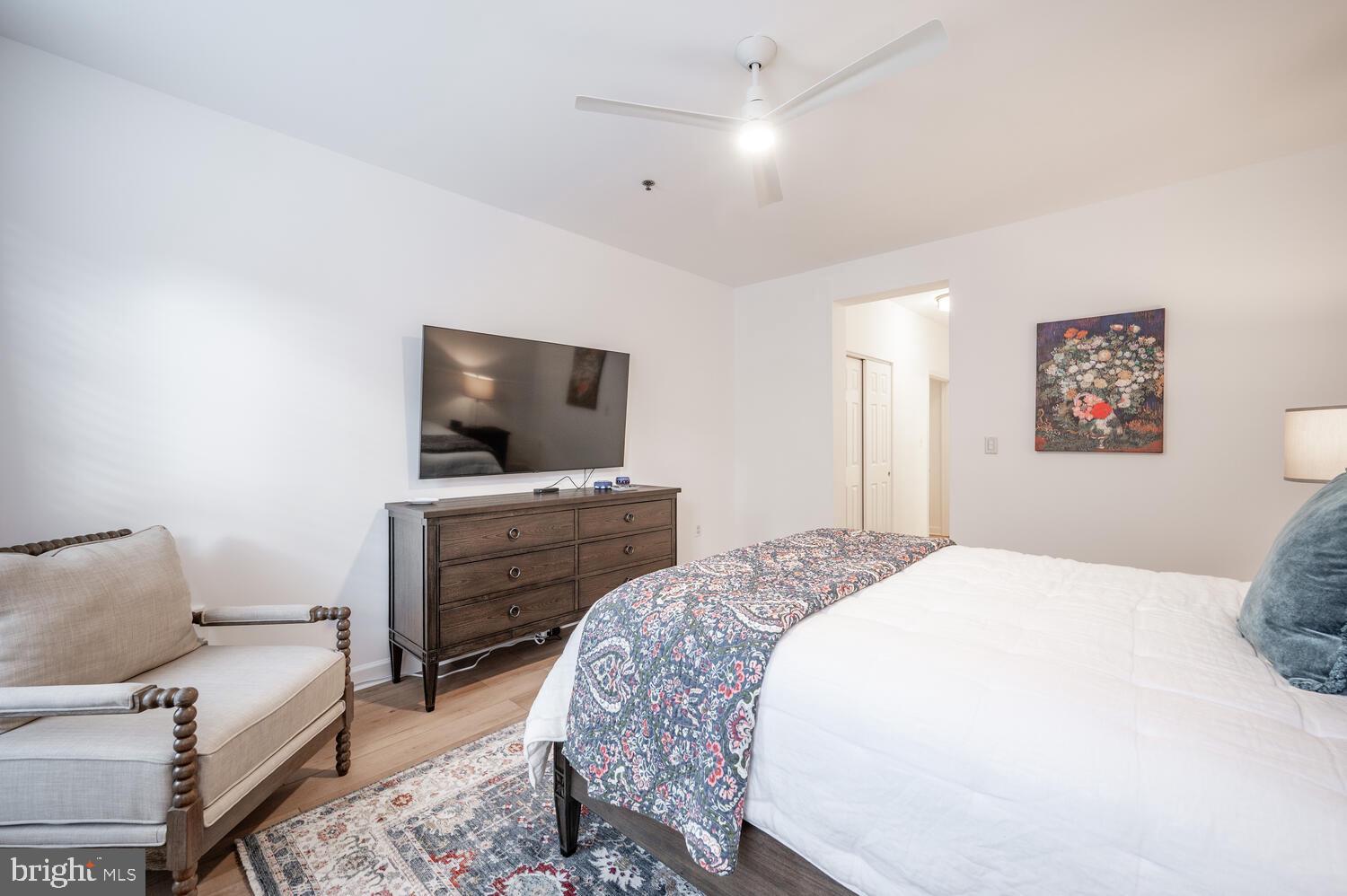 PROVIDENCE SQUARE - Residential