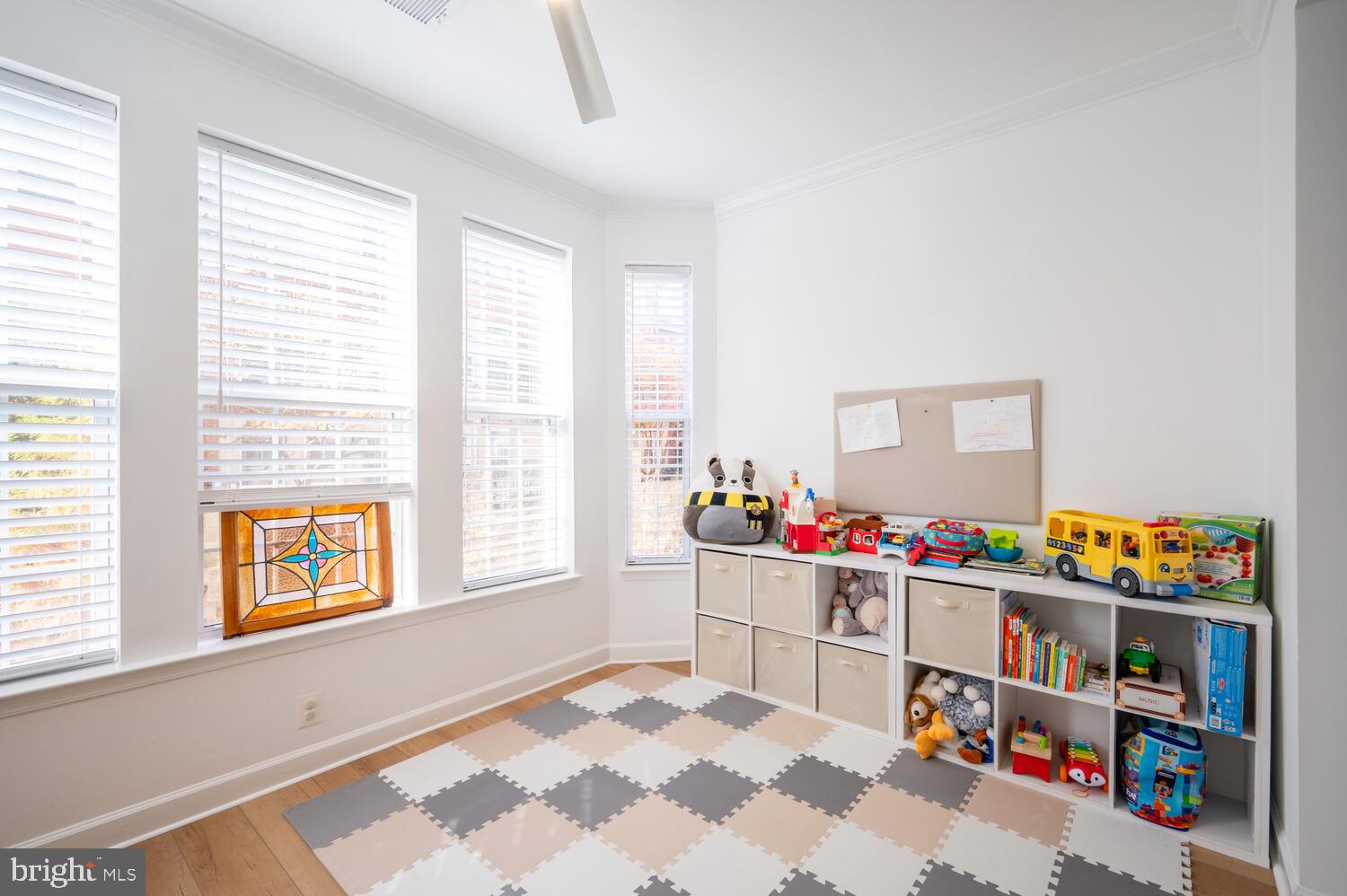 PROVIDENCE SQUARE - Residential