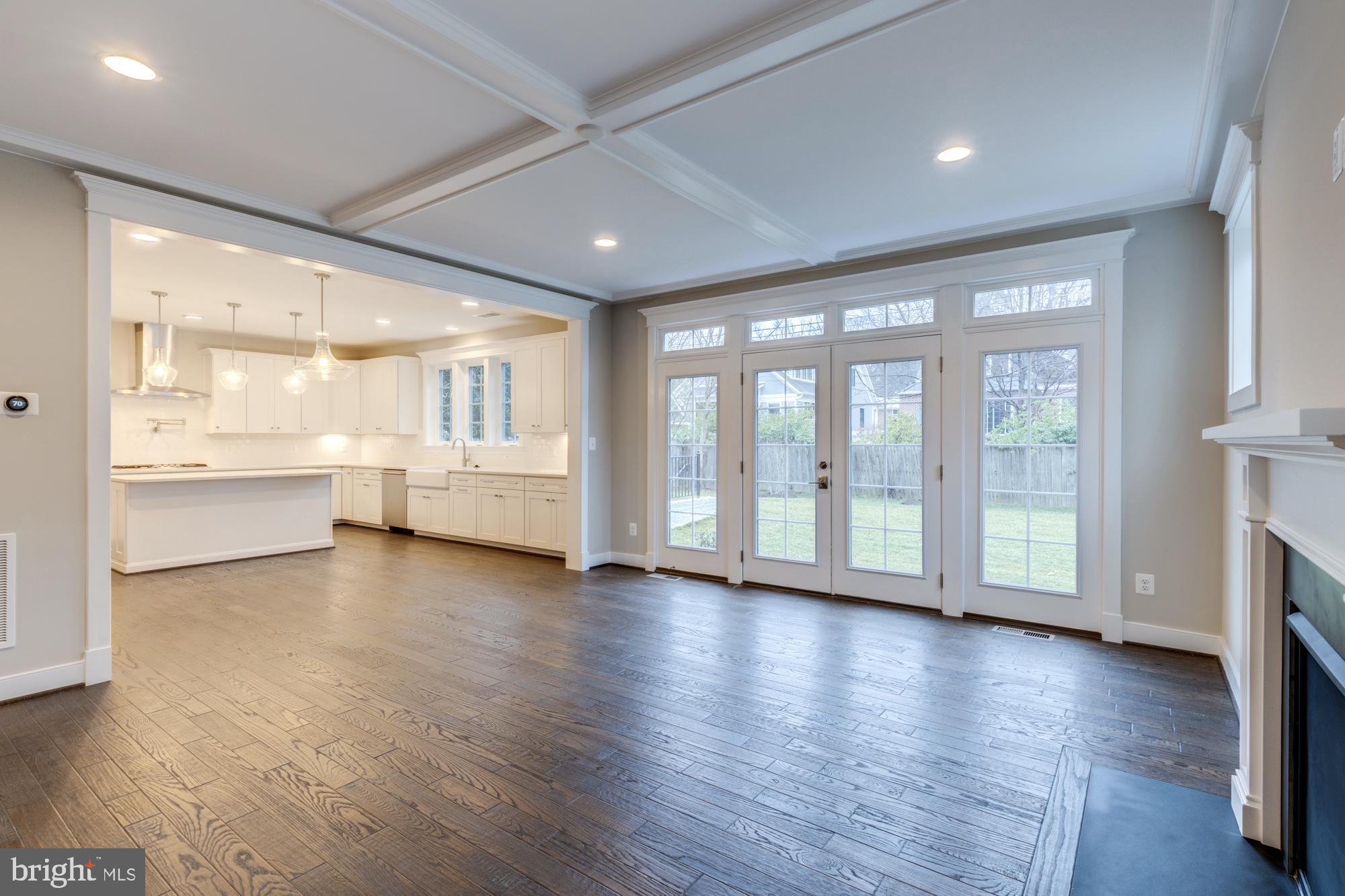 HILLWOOD - Residential