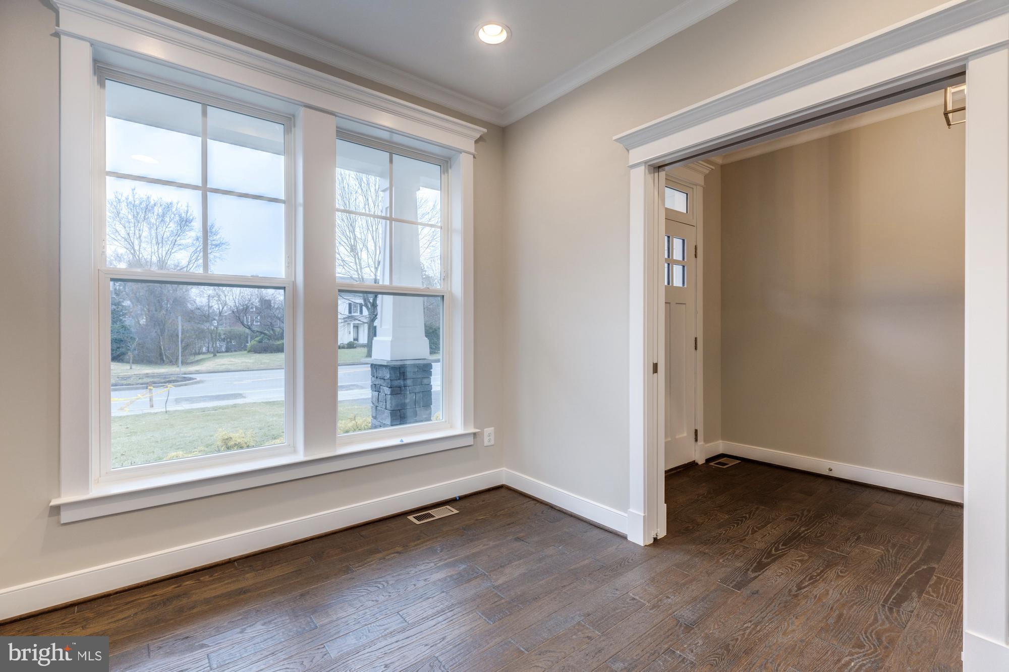 HILLWOOD - Residential