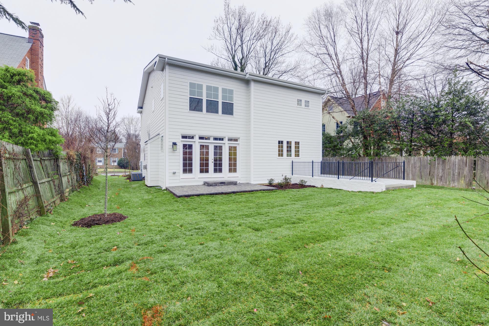 HILLWOOD - Residential