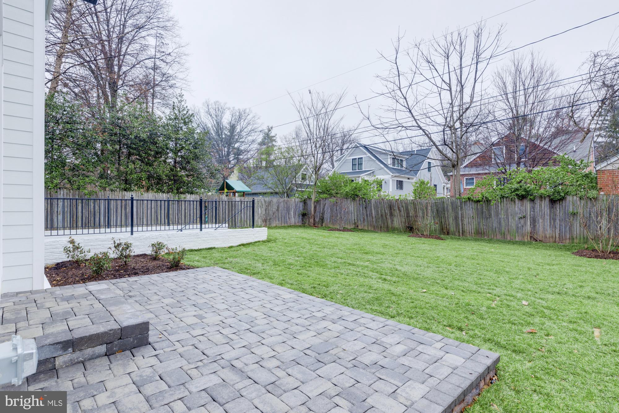 HILLWOOD - Residential