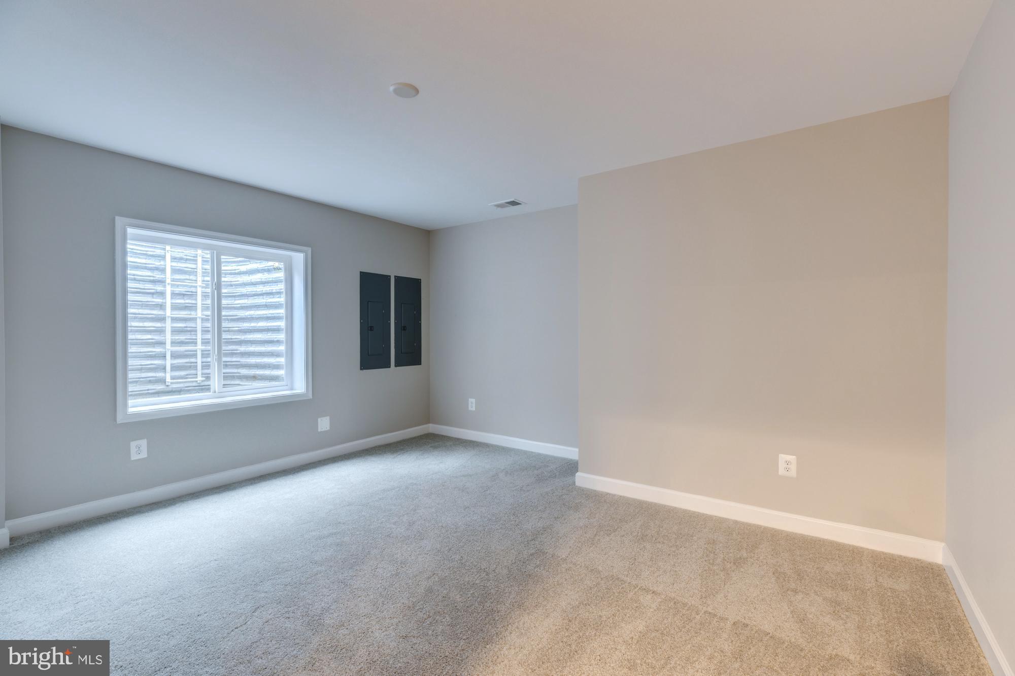 HILLWOOD - Residential