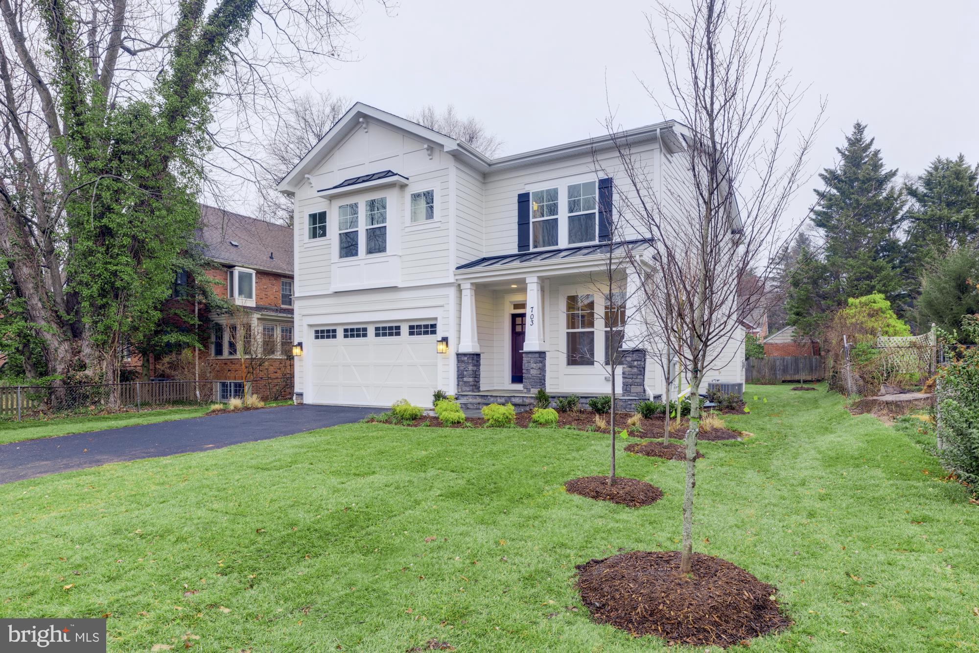 HILLWOOD - Residential