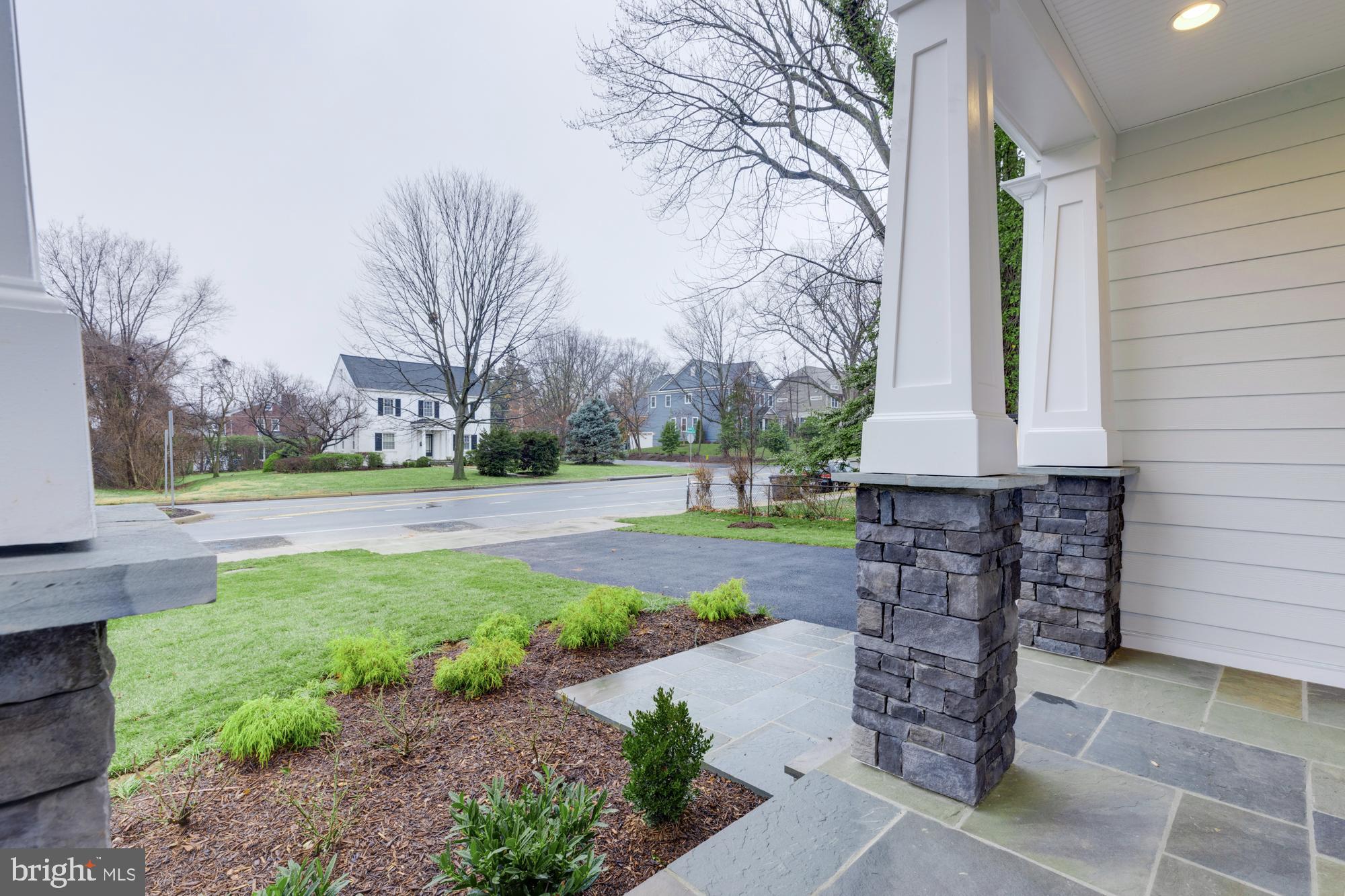 HILLWOOD - Residential