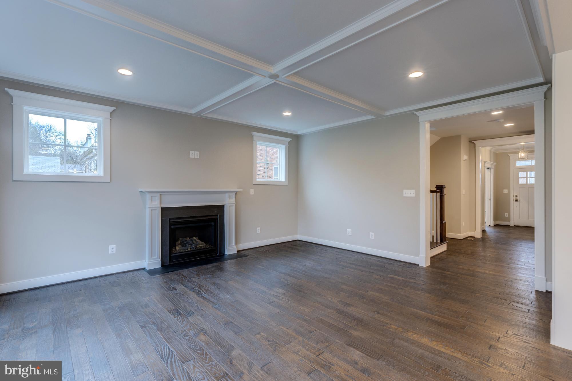 HILLWOOD - Residential