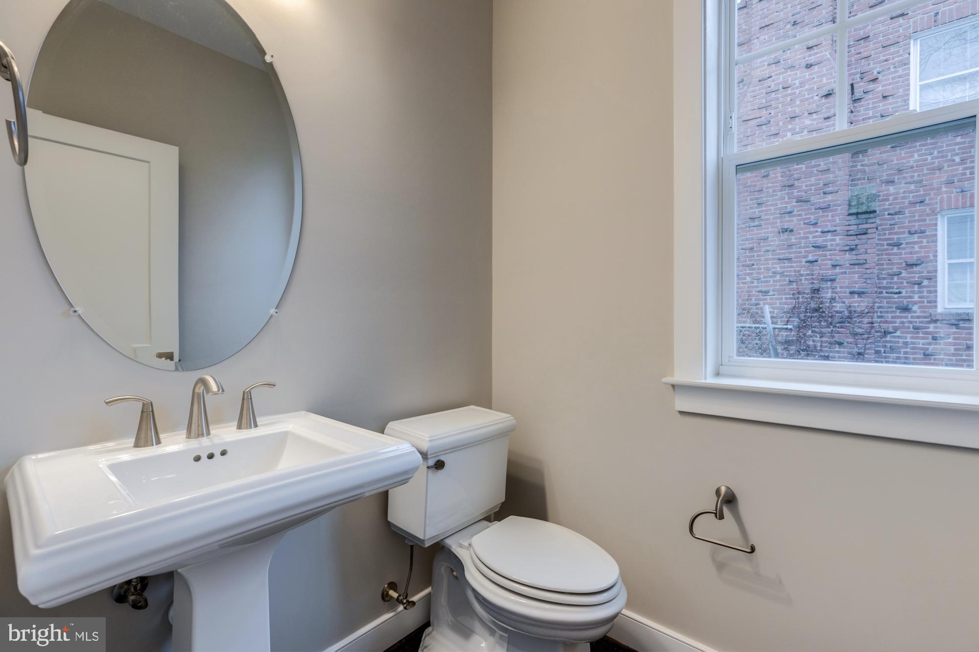 HILLWOOD - Residential