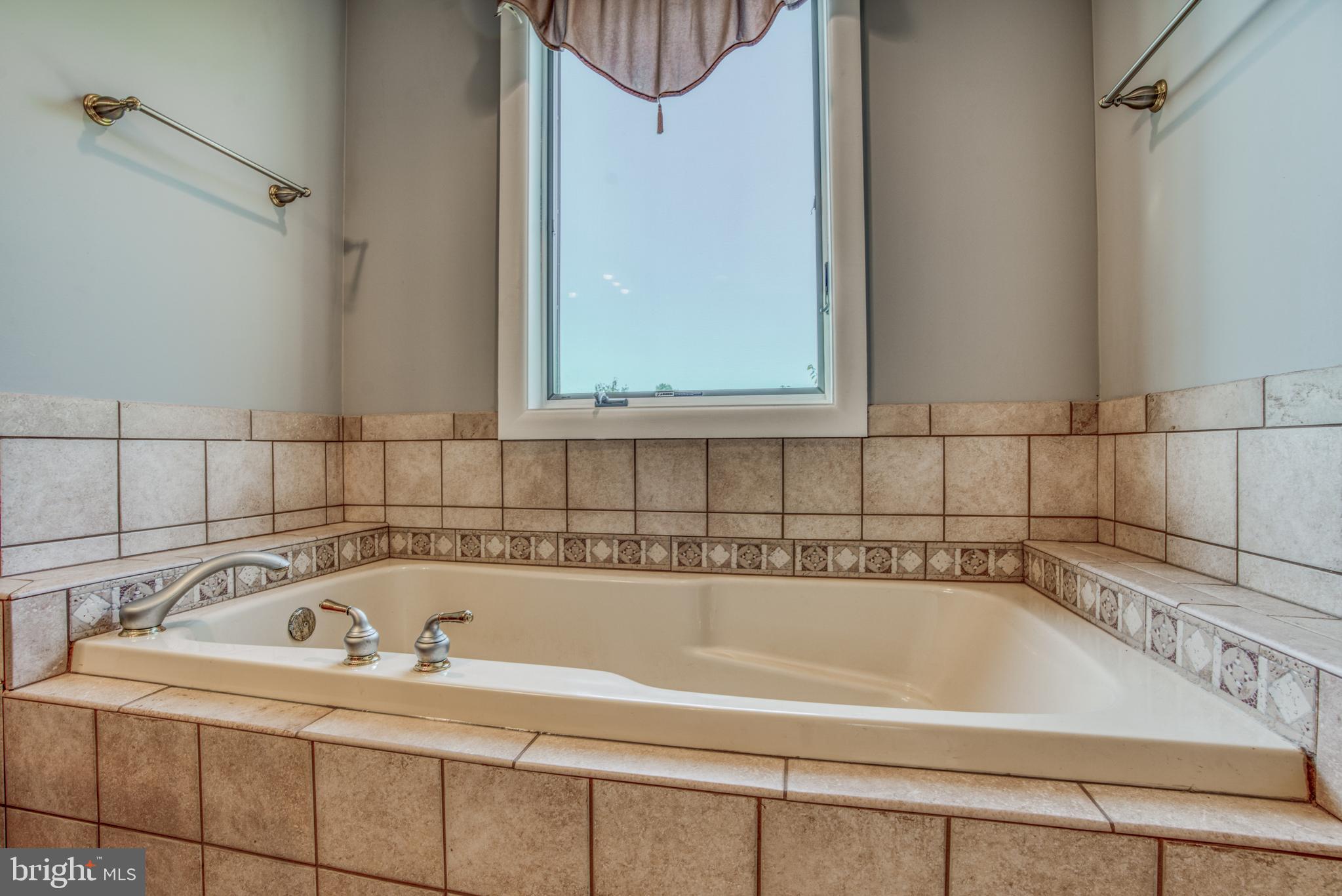 CORBETT HILL FARMS - Residential