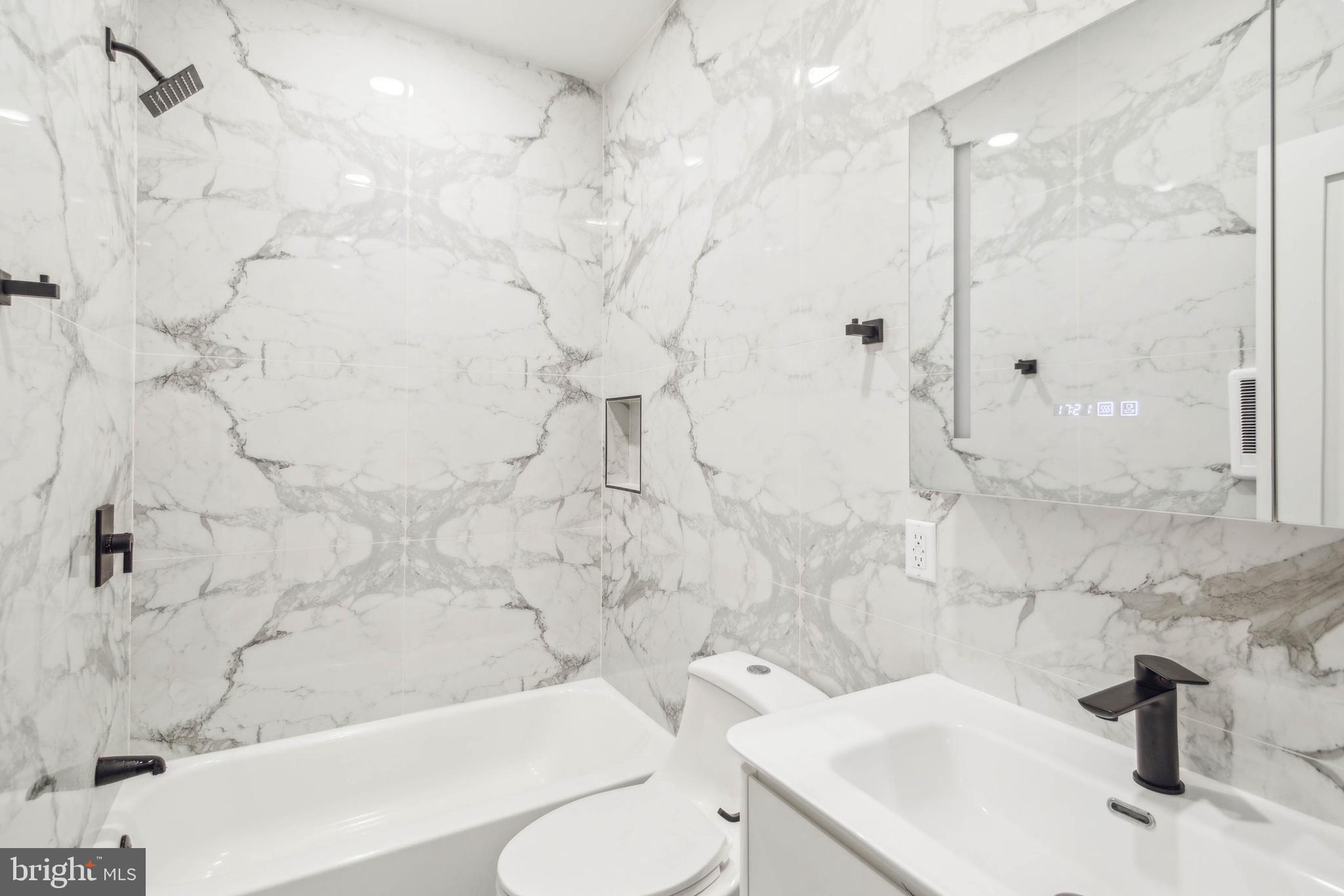 PARKSIDE - Residential Lease