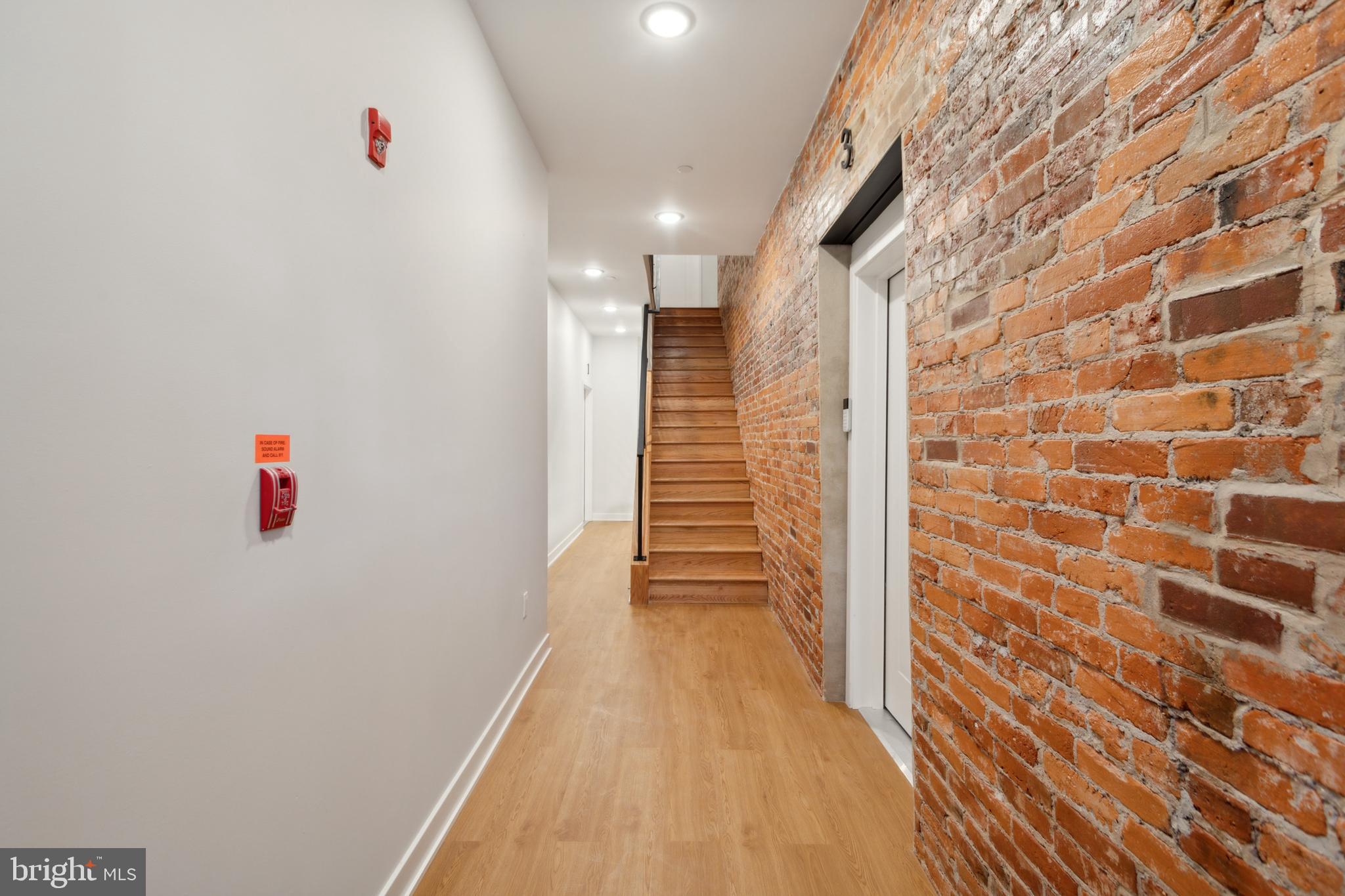 PARKSIDE - Residential Lease