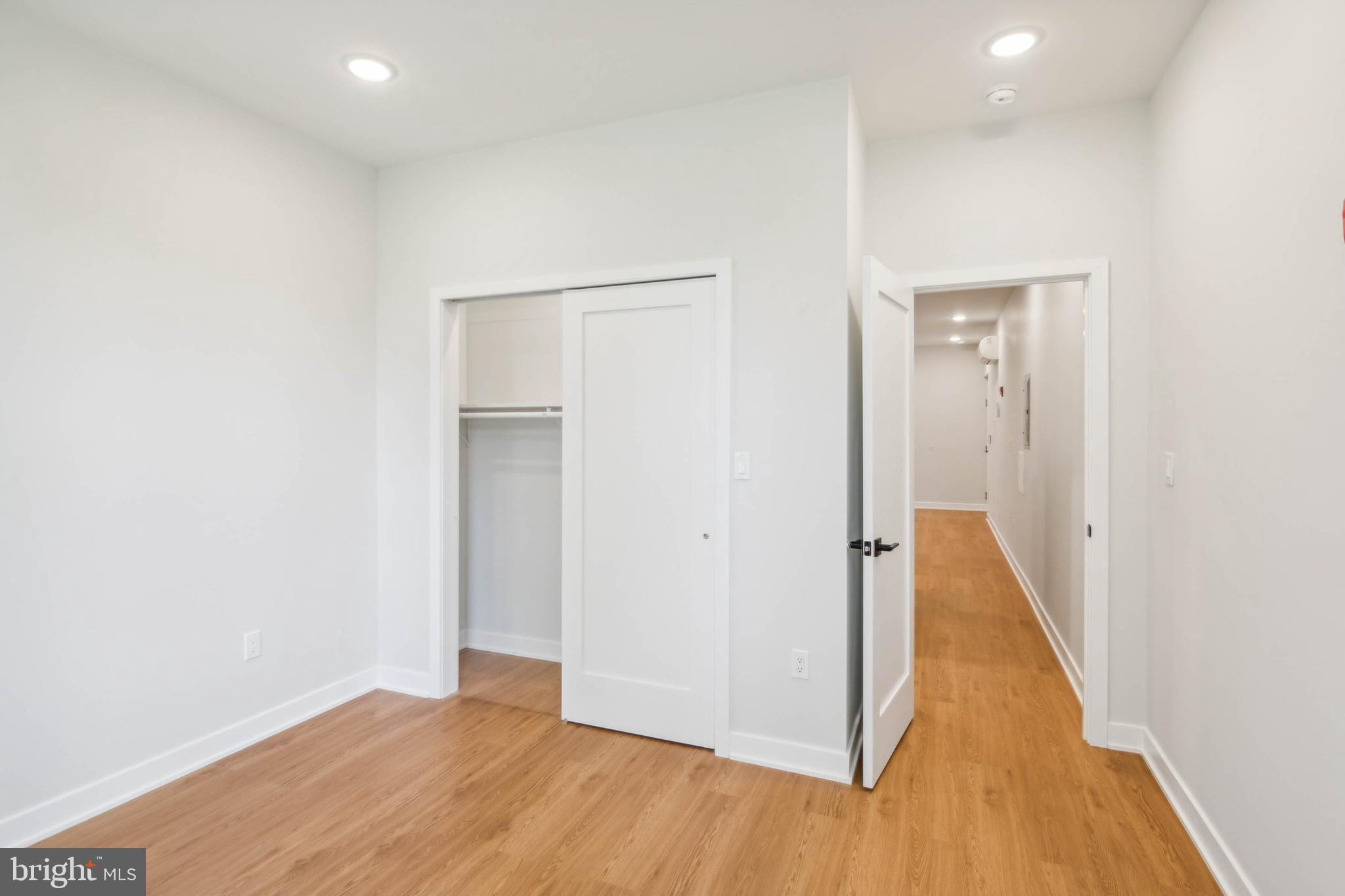 PARKSIDE - Residential Lease