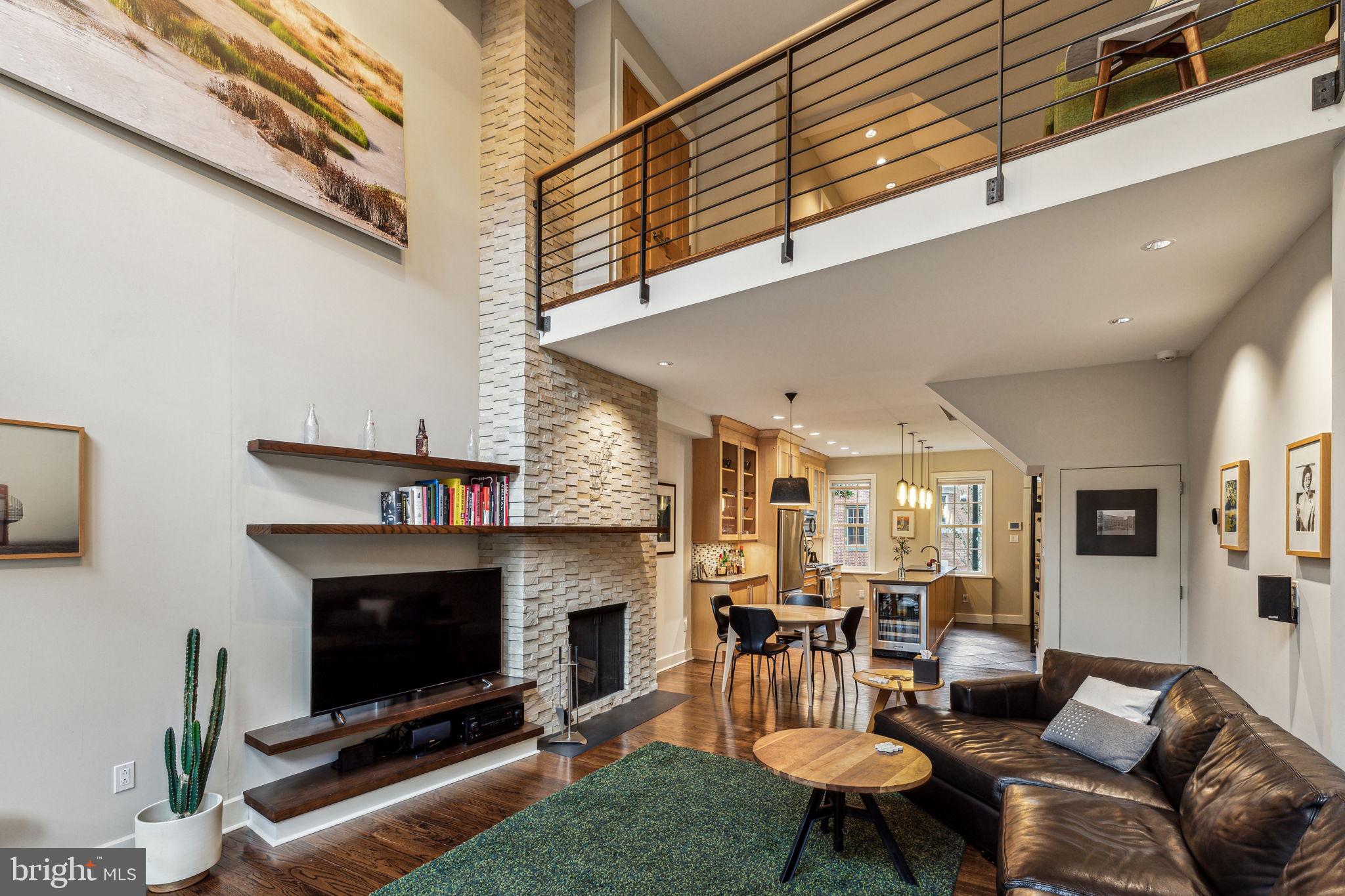 WASHINGTON SQ WEST - Residential