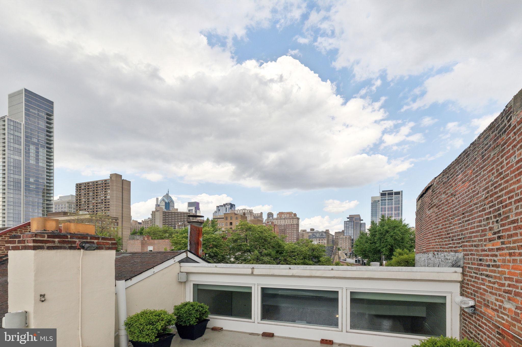 WASHINGTON SQ WEST - Residential