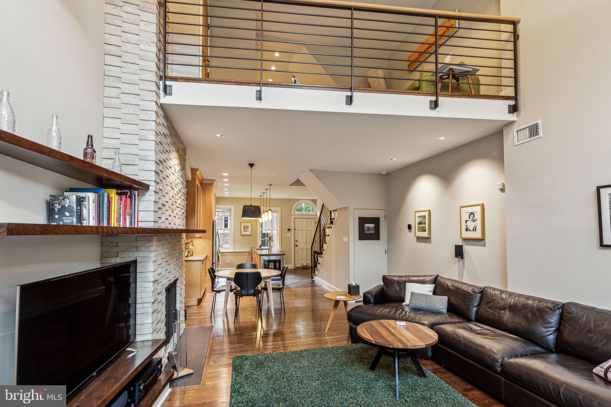 WASHINGTON SQ WEST - Residential