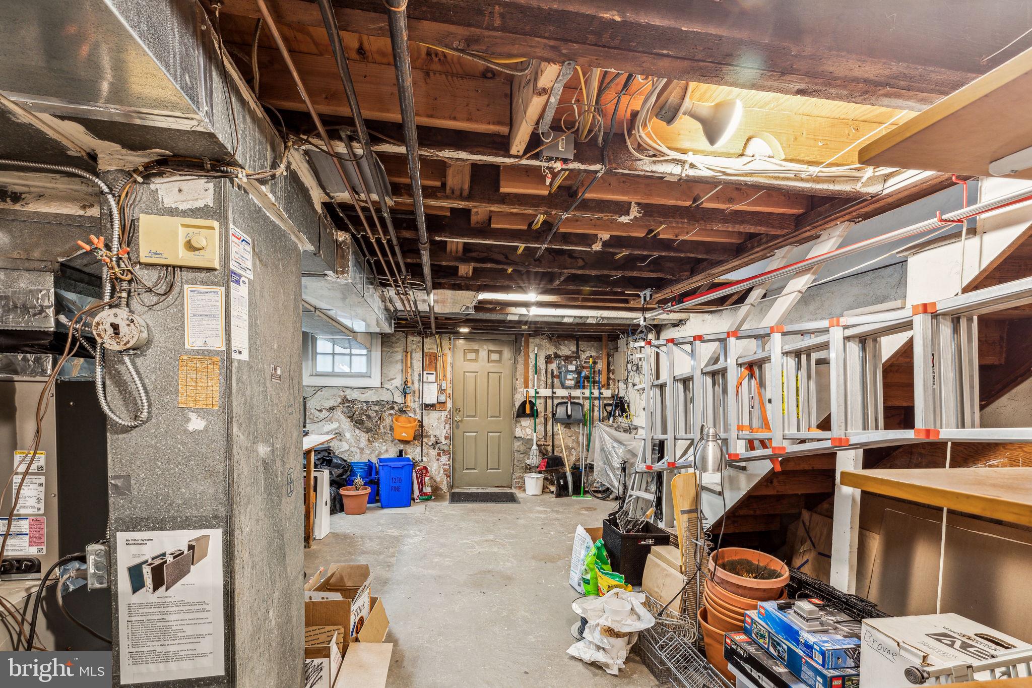 WASHINGTON SQ WEST - Residential