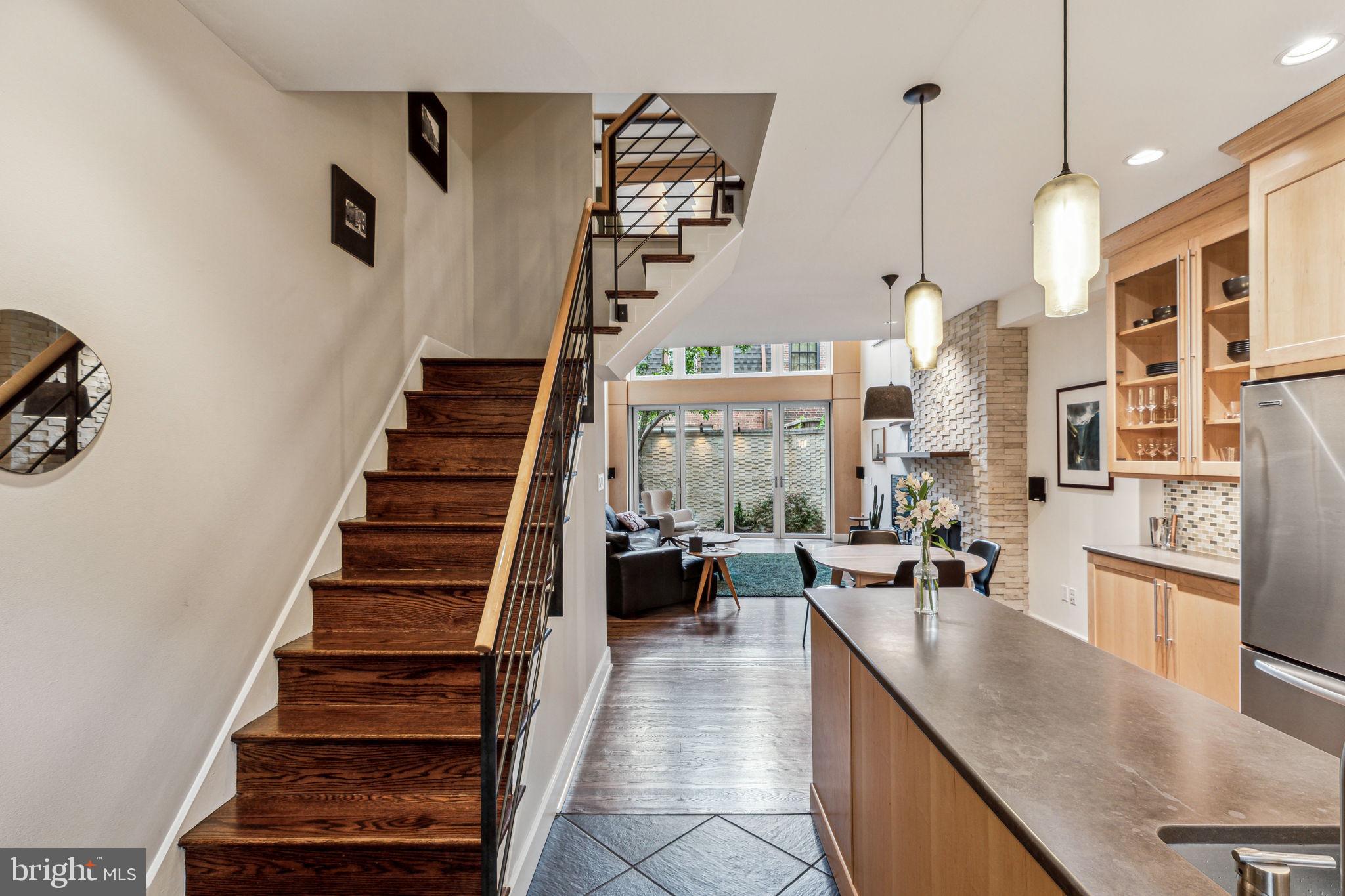 WASHINGTON SQ WEST - Residential