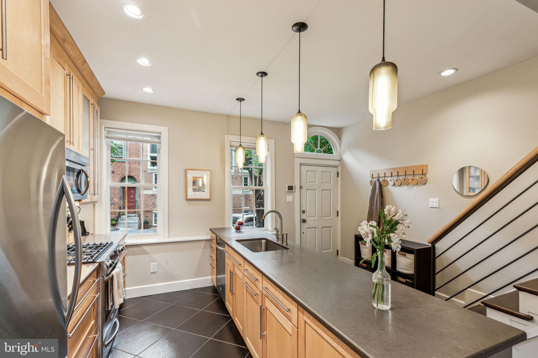 WASHINGTON SQ WEST - Residential