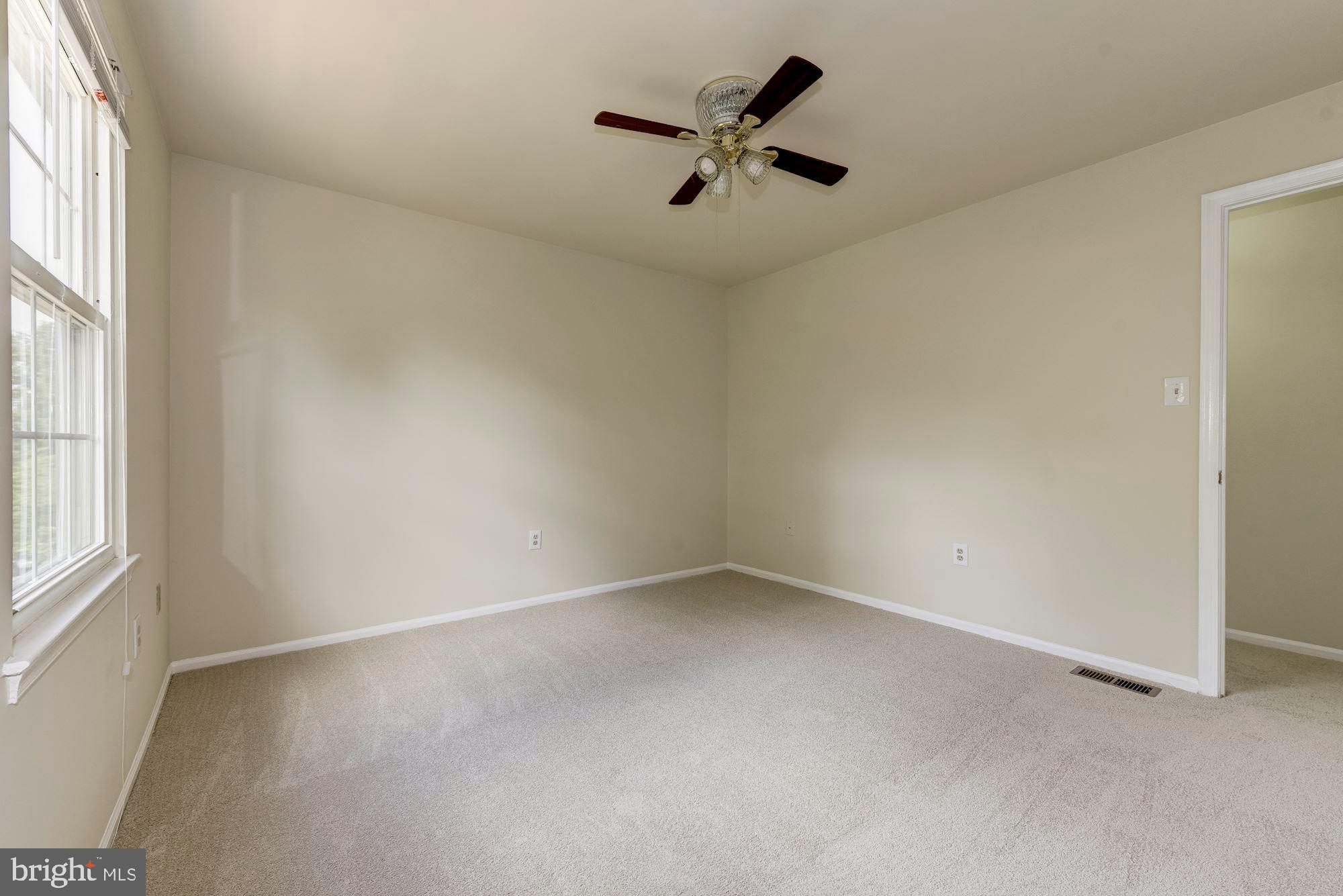 LAKE RIDGE - Residential Lease