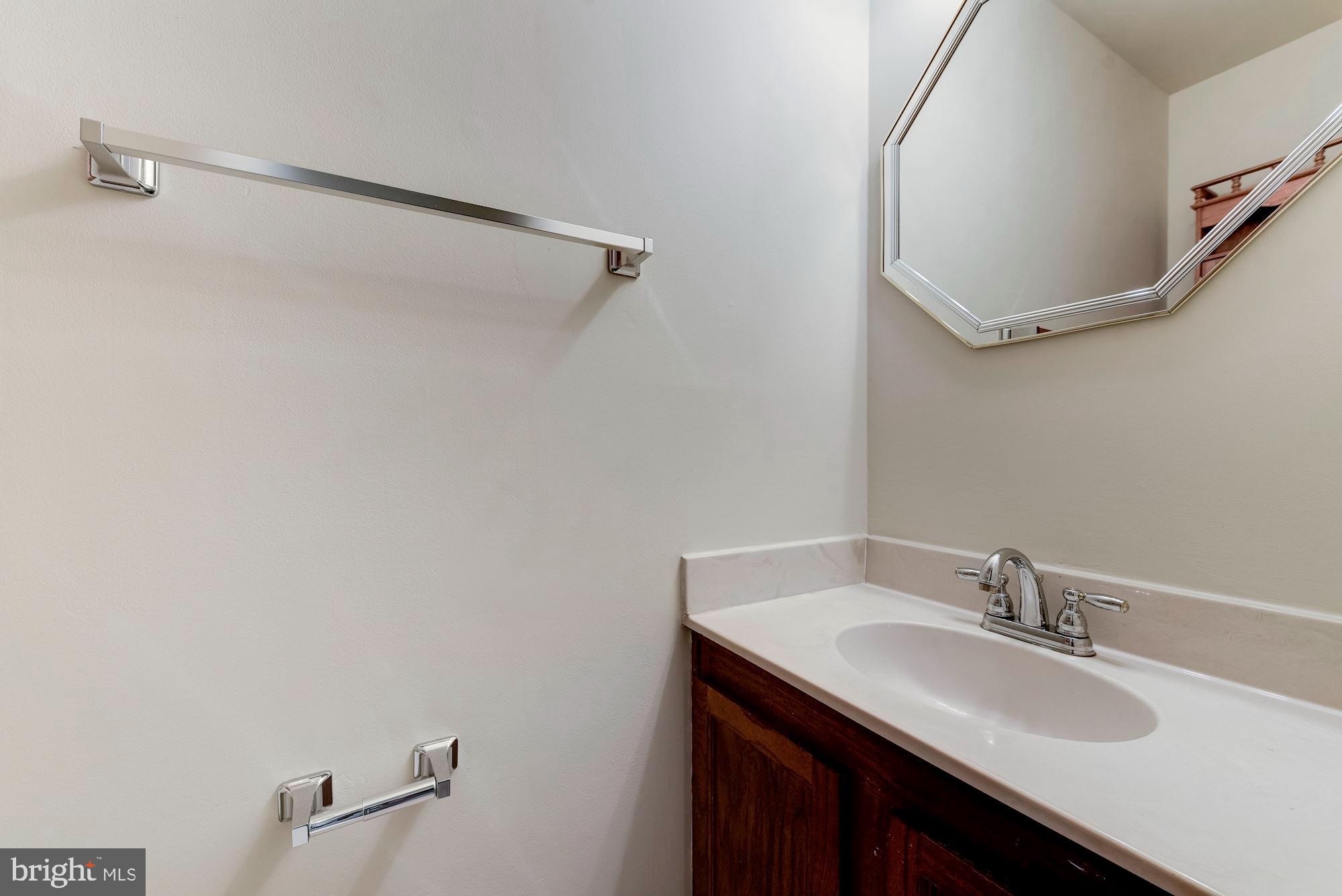 LAKE RIDGE - Residential Lease