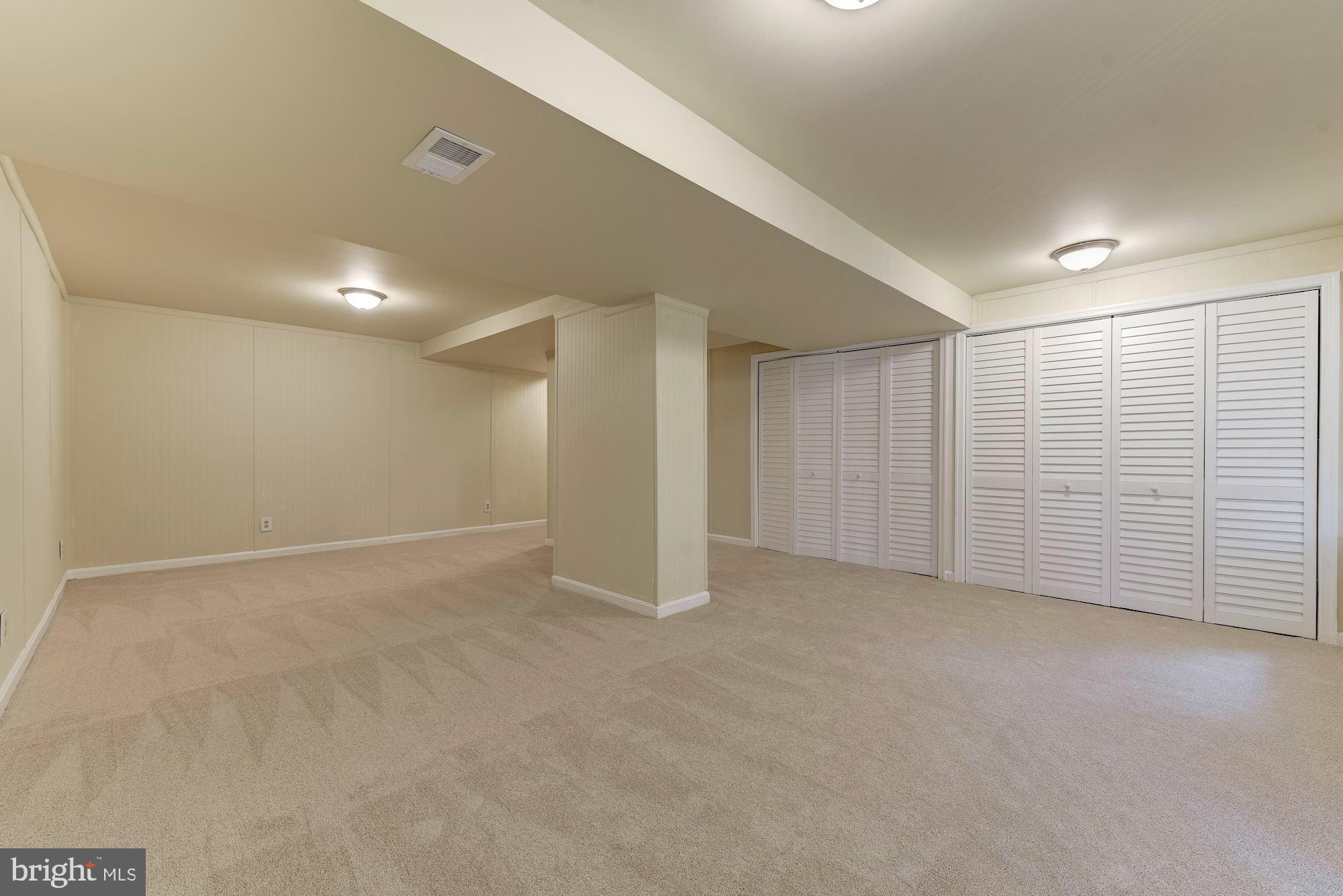 LAKE RIDGE - Residential Lease