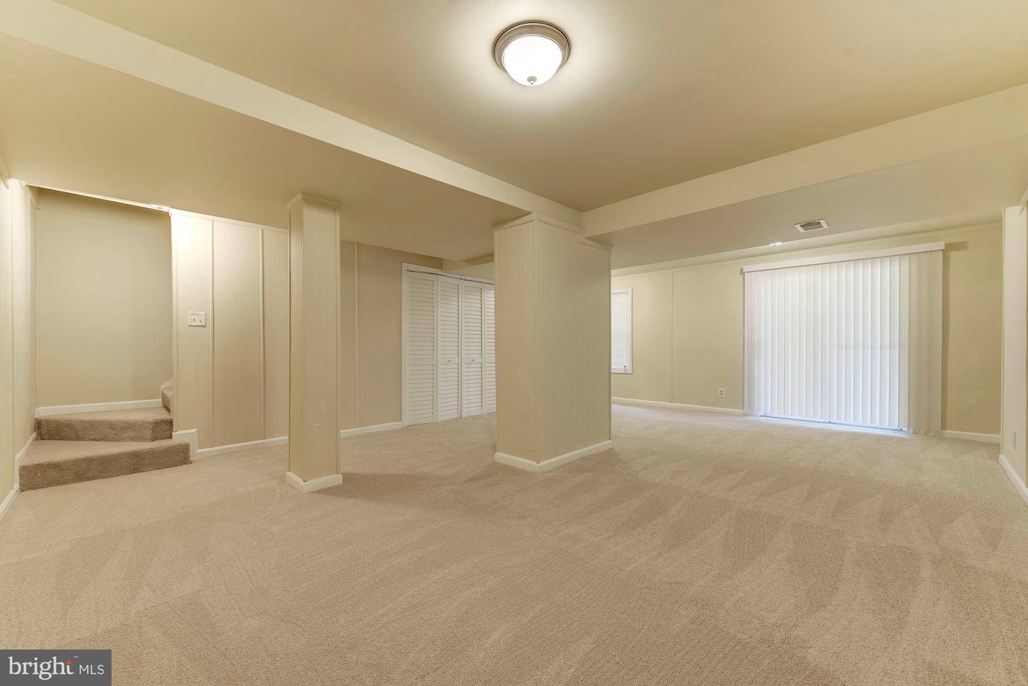 LAKE RIDGE - Residential Lease