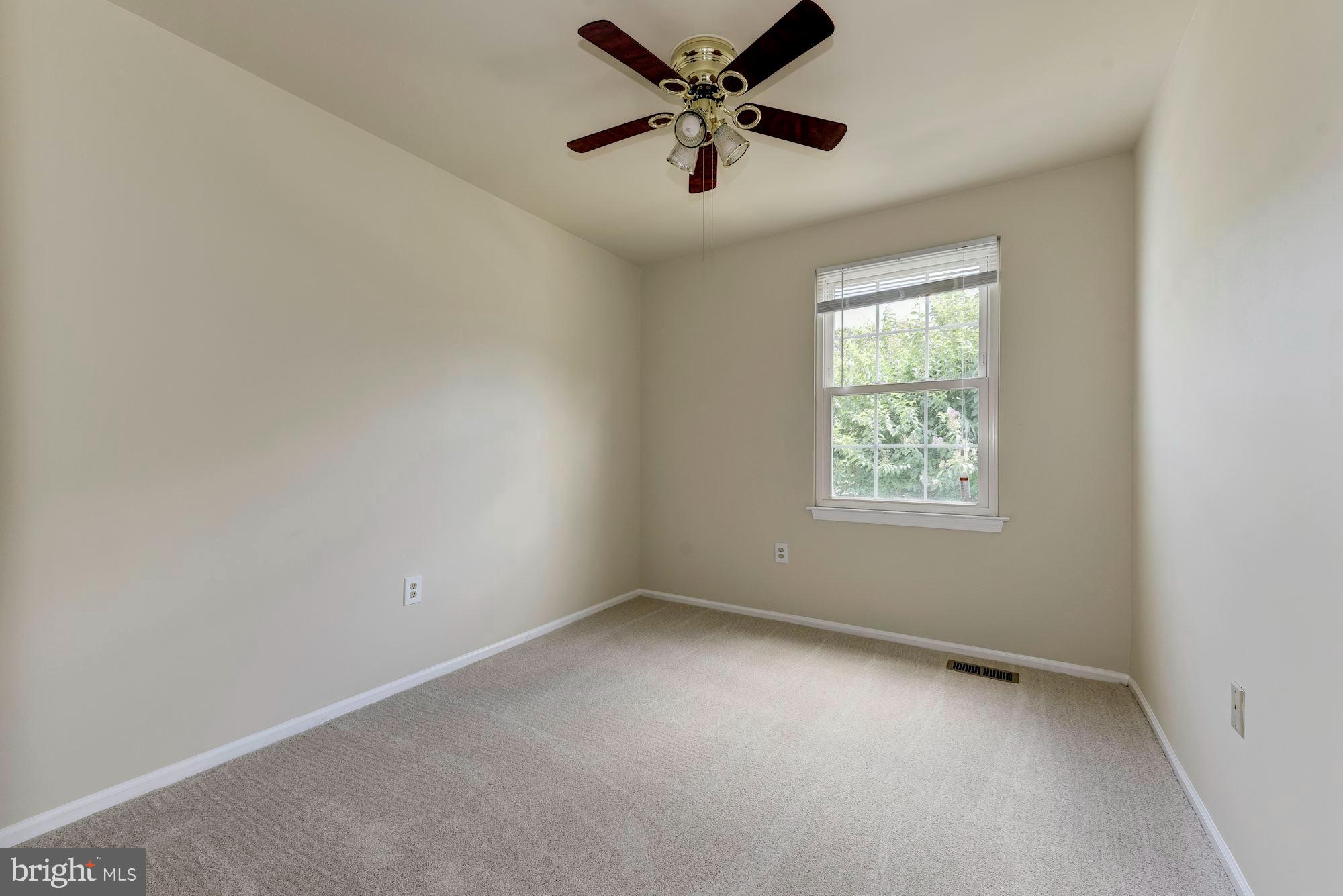 LAKE RIDGE - Residential Lease