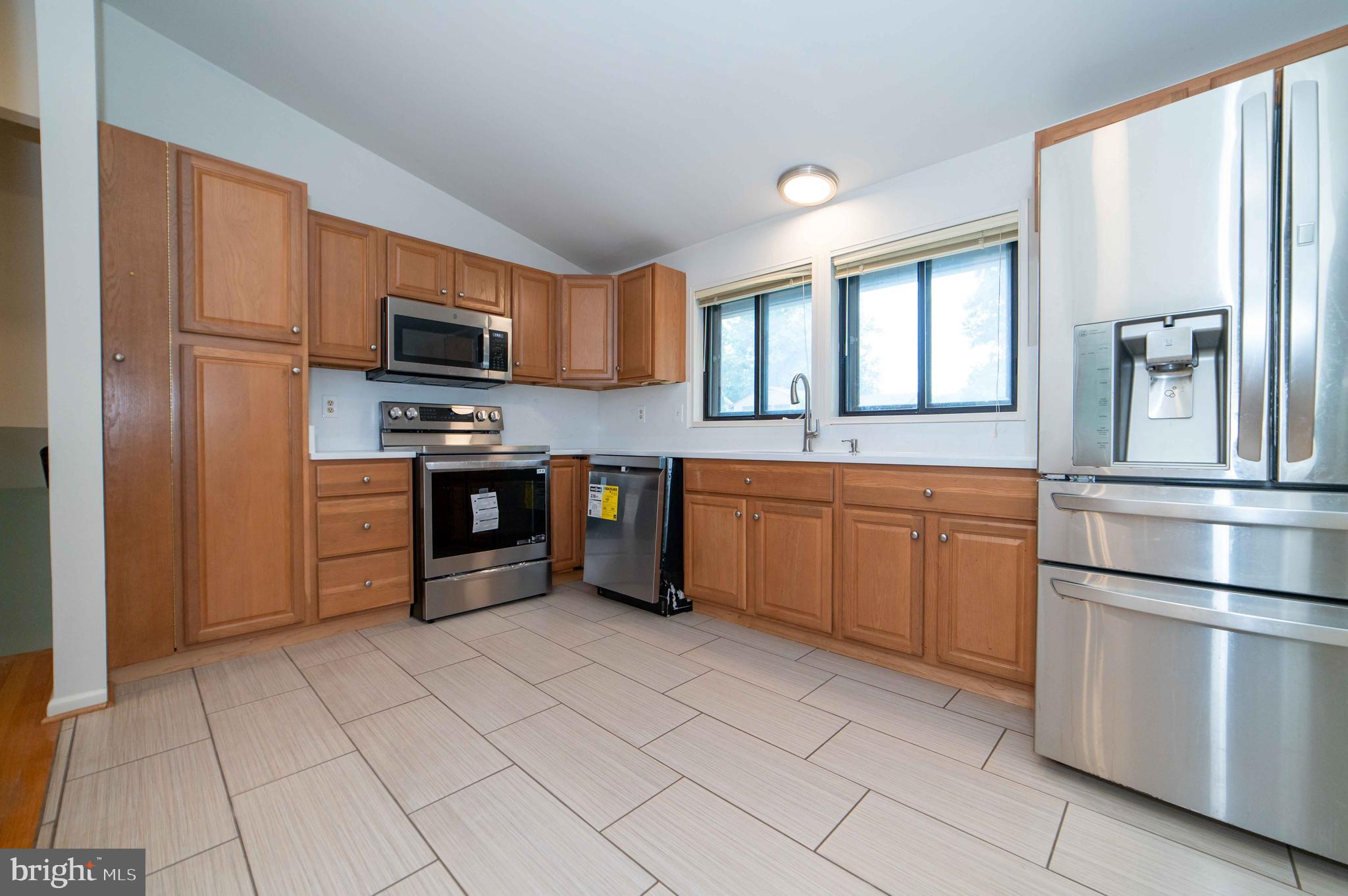7814 WENDY RIDGE LANE