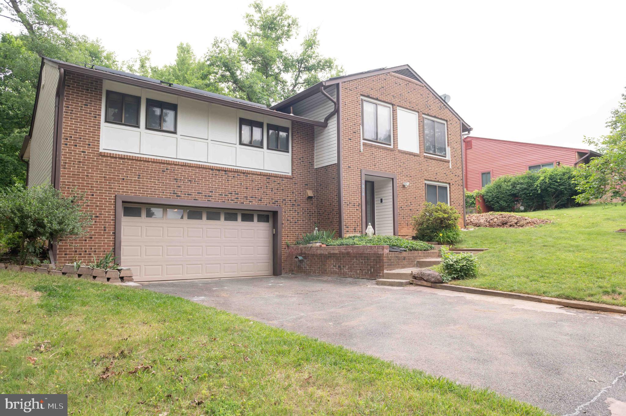 7814 WENDY RIDGE LANE