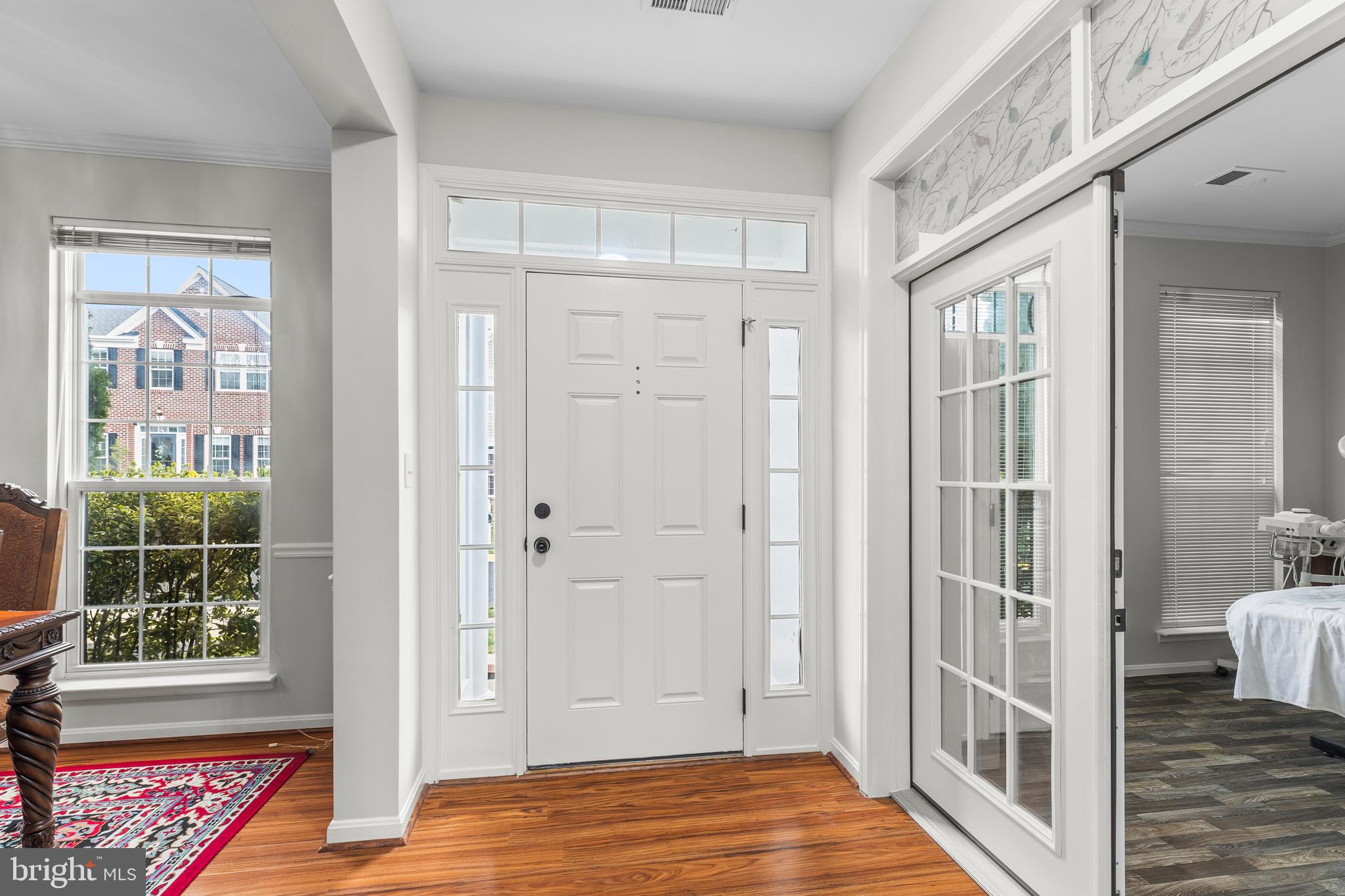 SIGNATURE AT BROADLANDS - Residential